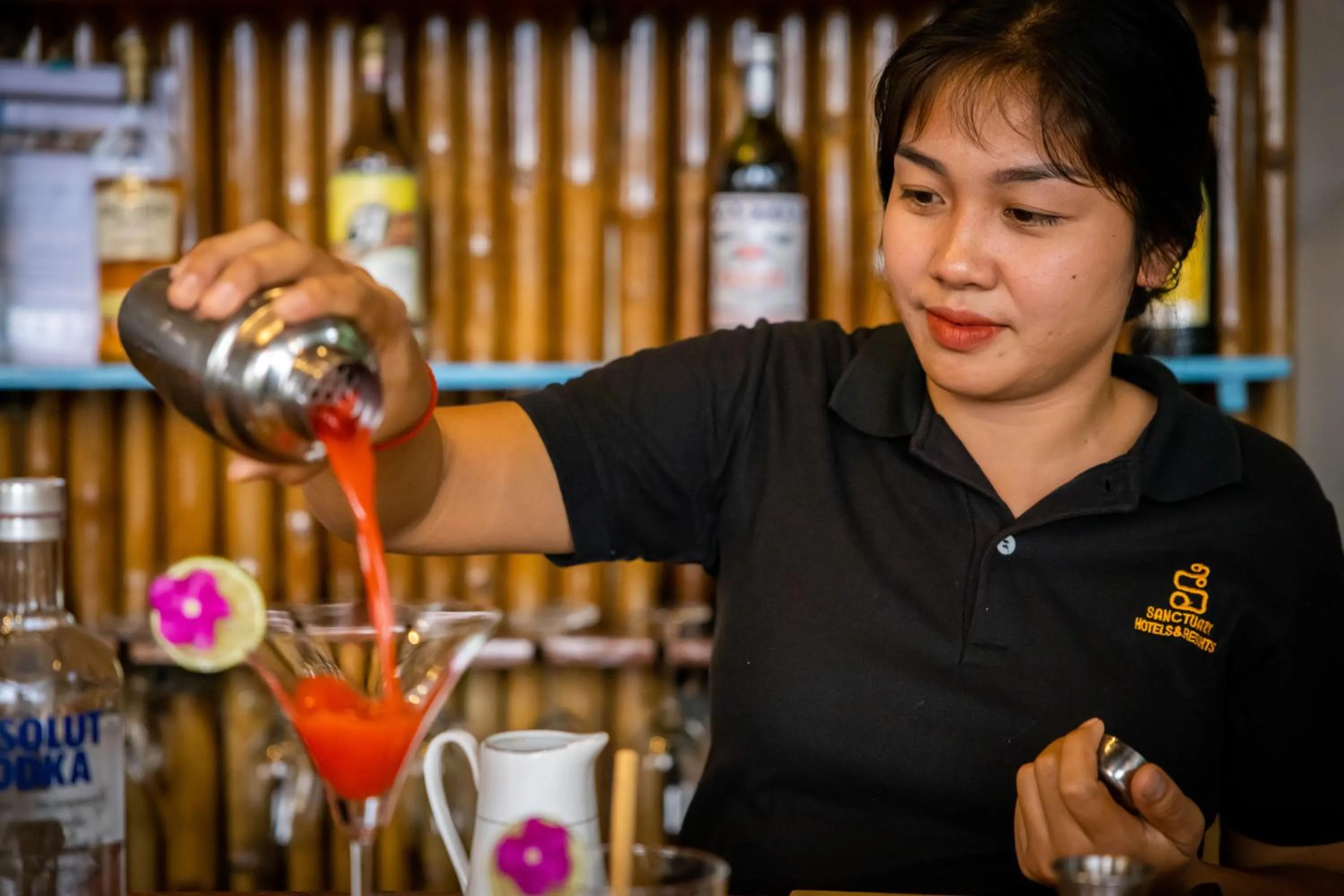 Lounge or bar in The Sanctuary Nam Ngum Beach Resort