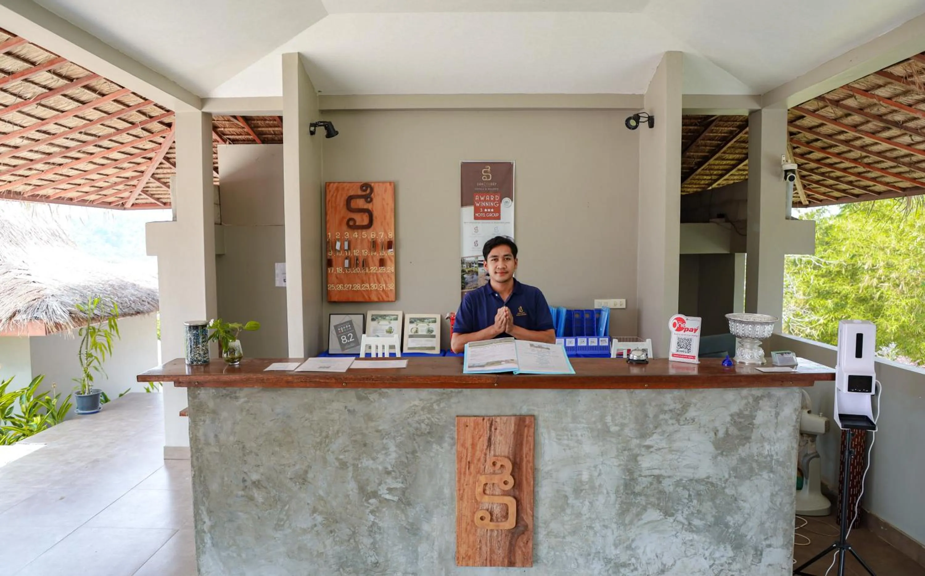 Staff in The Sanctuary Nam Ngum Beach Resort