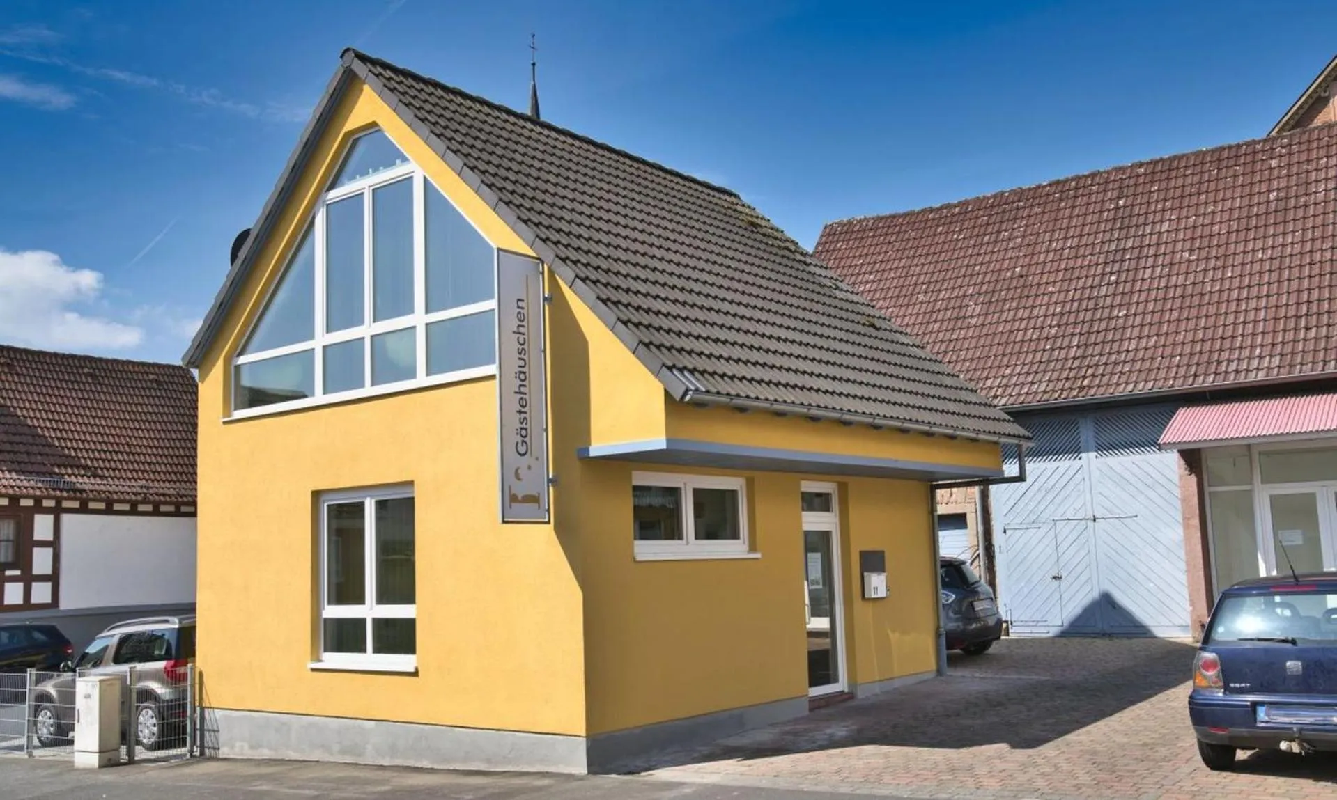 Property building in Gästehäuschen-Hösbach