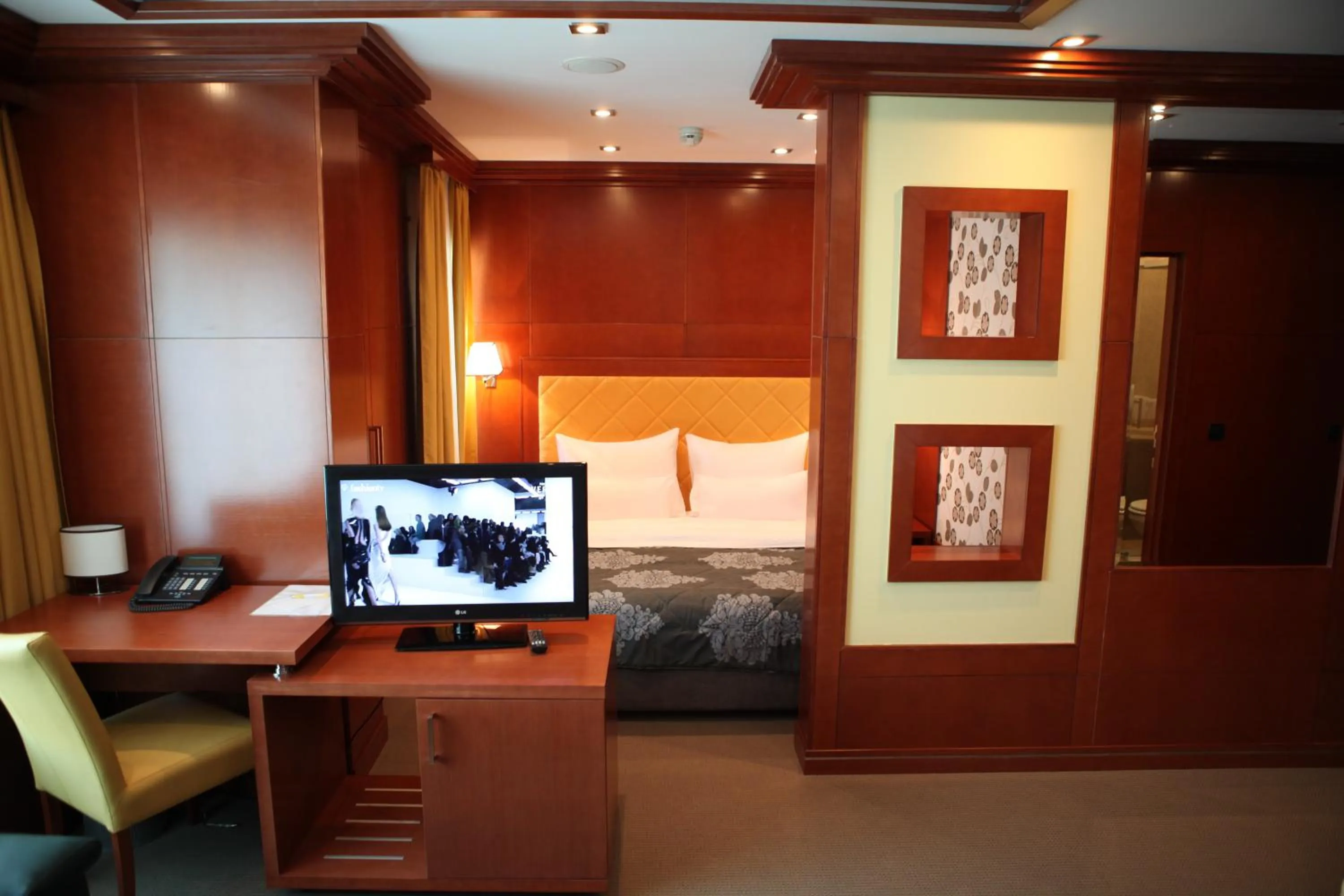 Bed in Garni Hotel Aleksandar