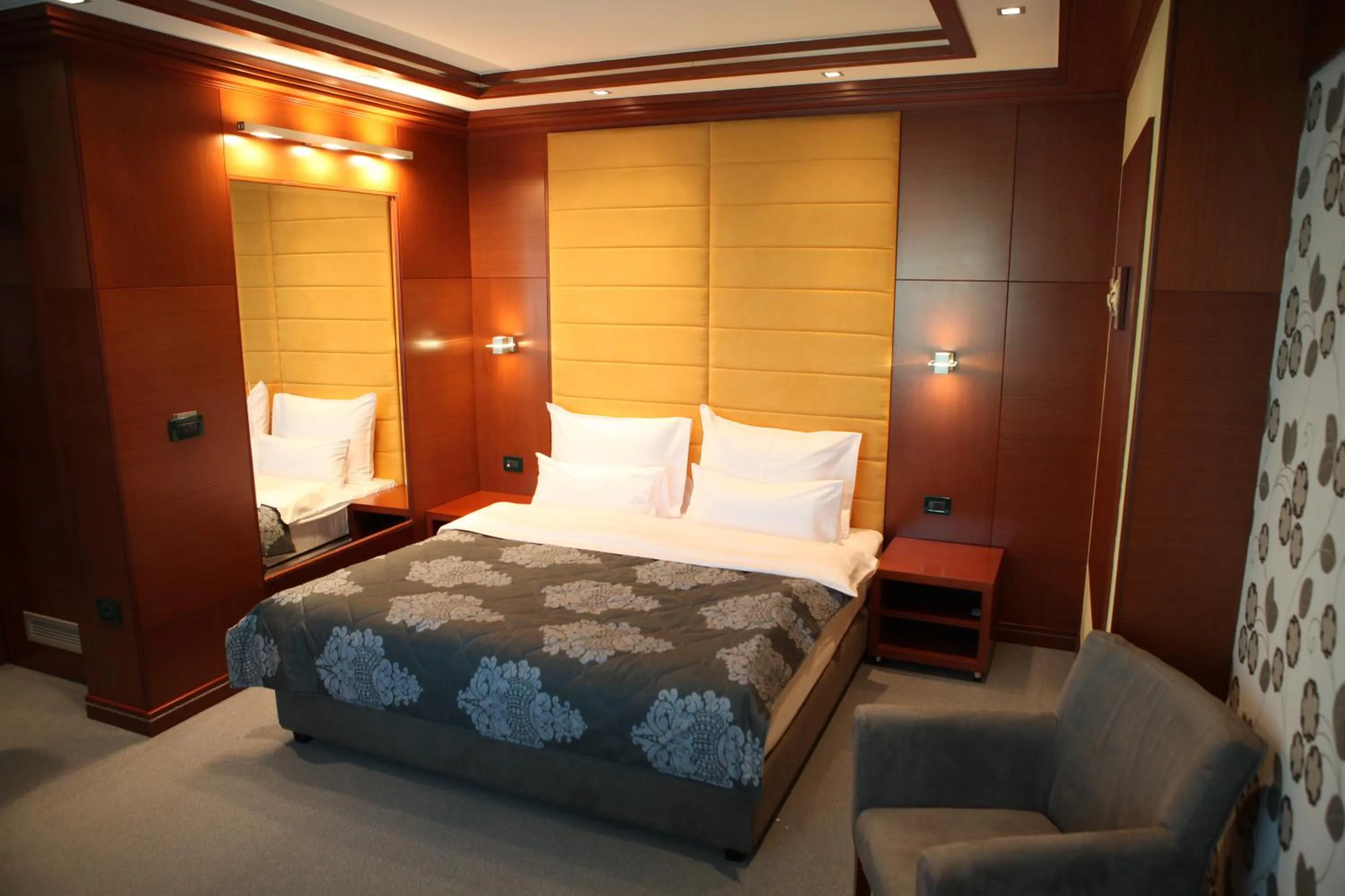 Bed in Garni Hotel Aleksandar