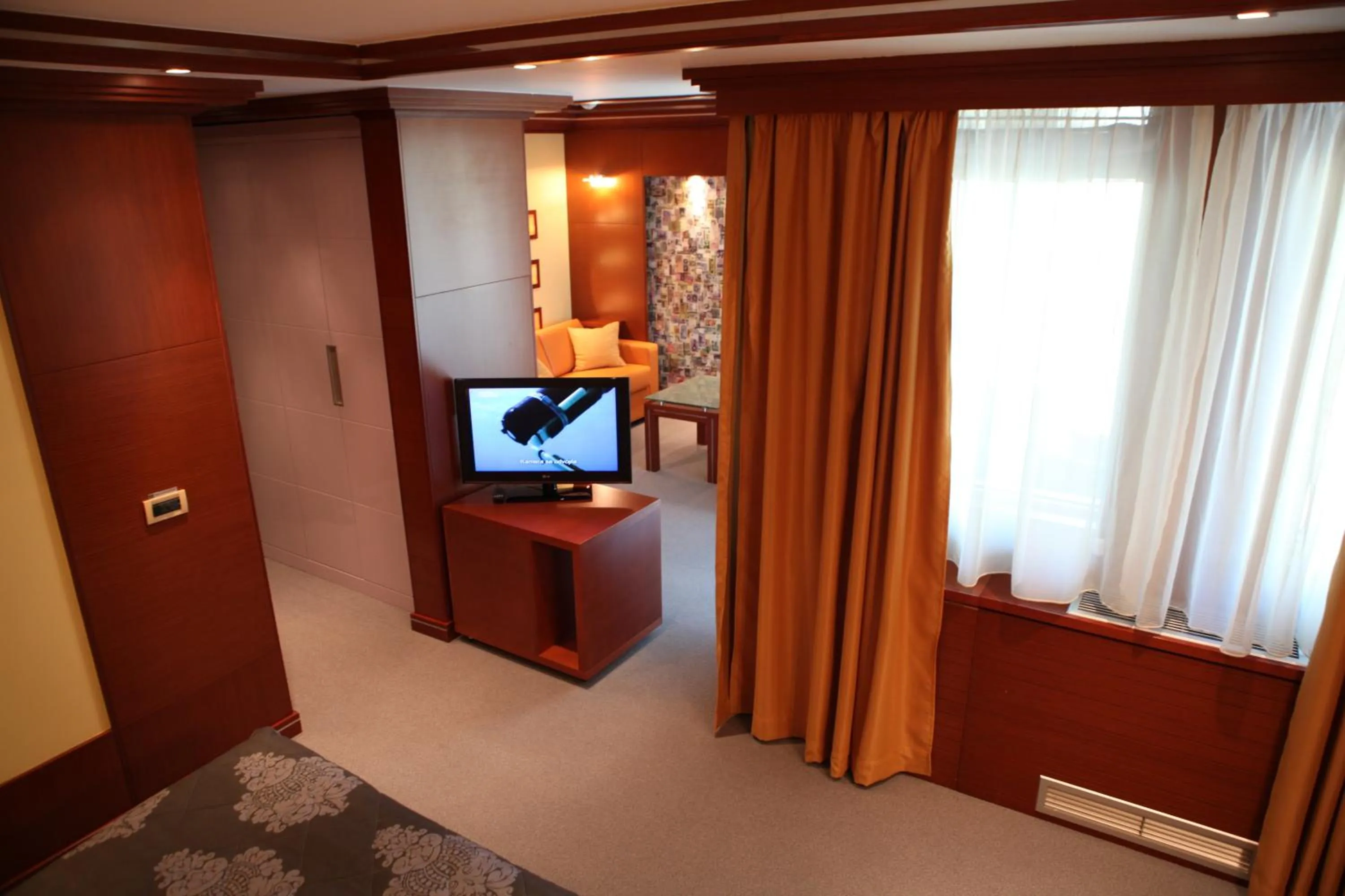 TV and multimedia in Garni Hotel Aleksandar