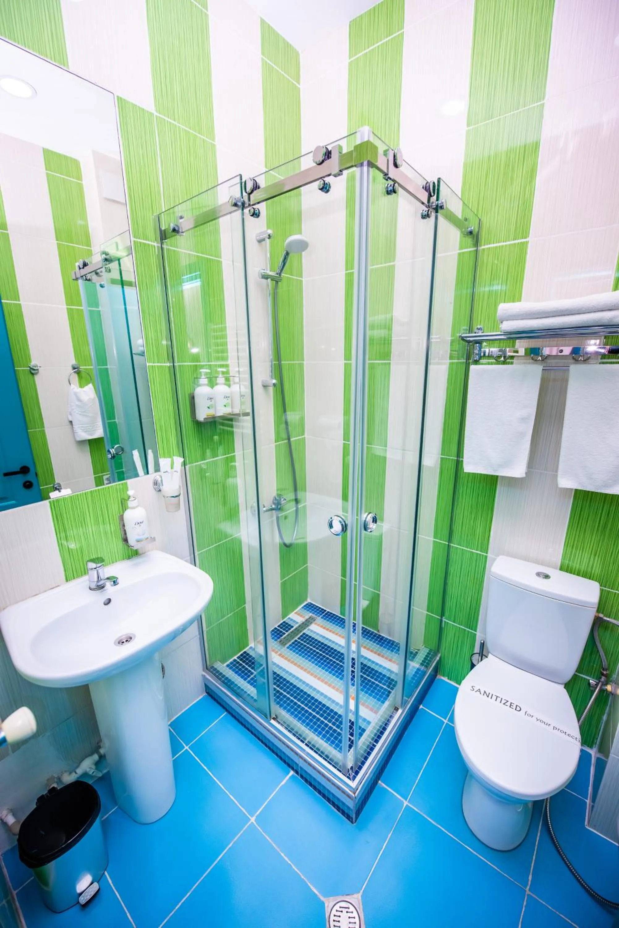 Shower in City Inn - Boutique Hotel Tbilisi