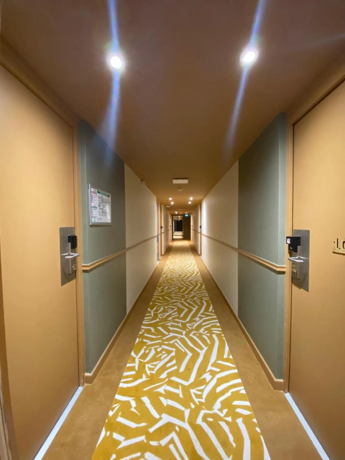 Property building in Green Hôtels Poitiers