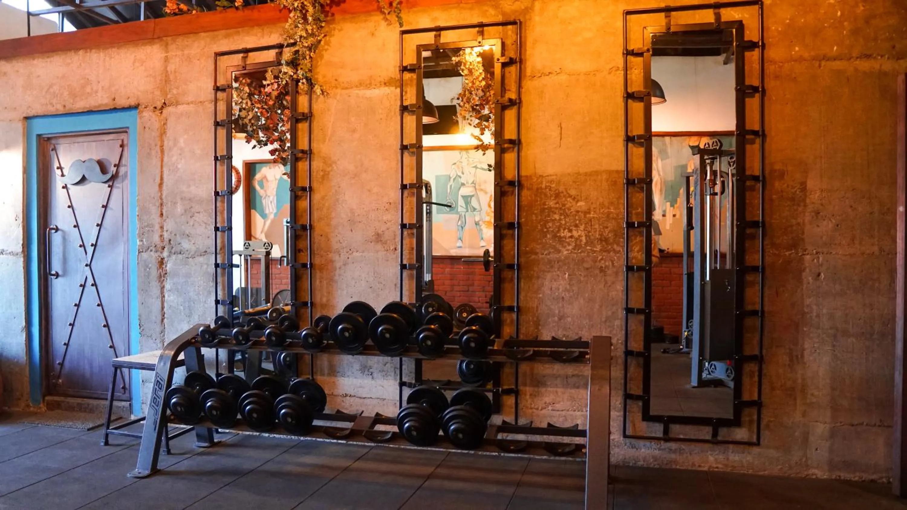 Fitness centre/facilities in Hotel Centre Point