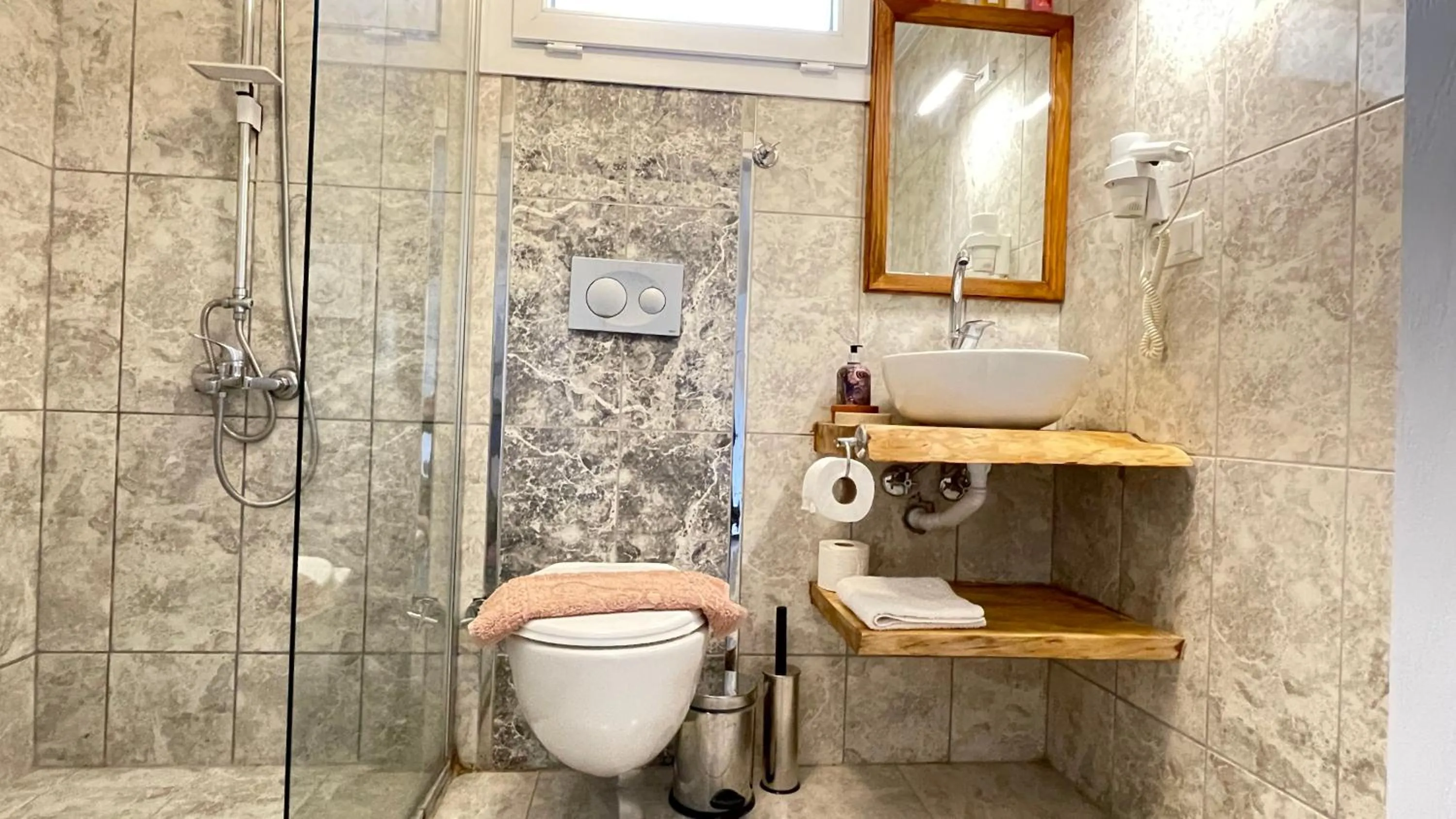 Bathroom in Kaktus Beach Apart