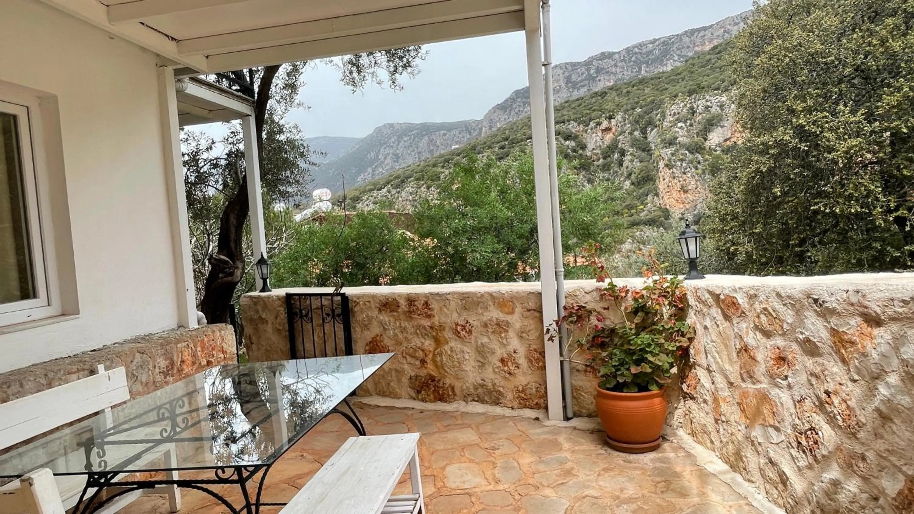 Patio in Kaktus Beach Apart