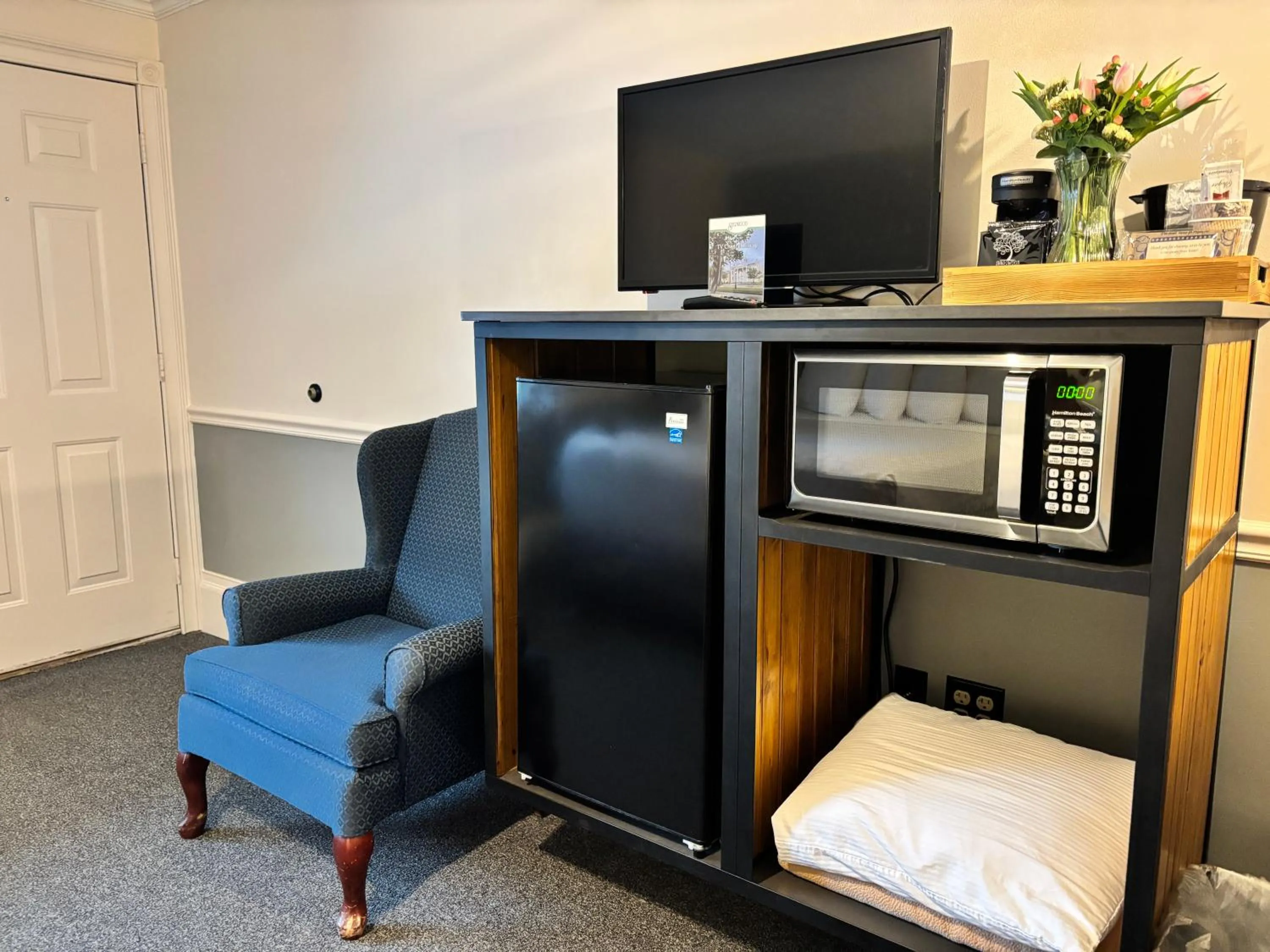 TV and multimedia in SHERWOOD MOTEL