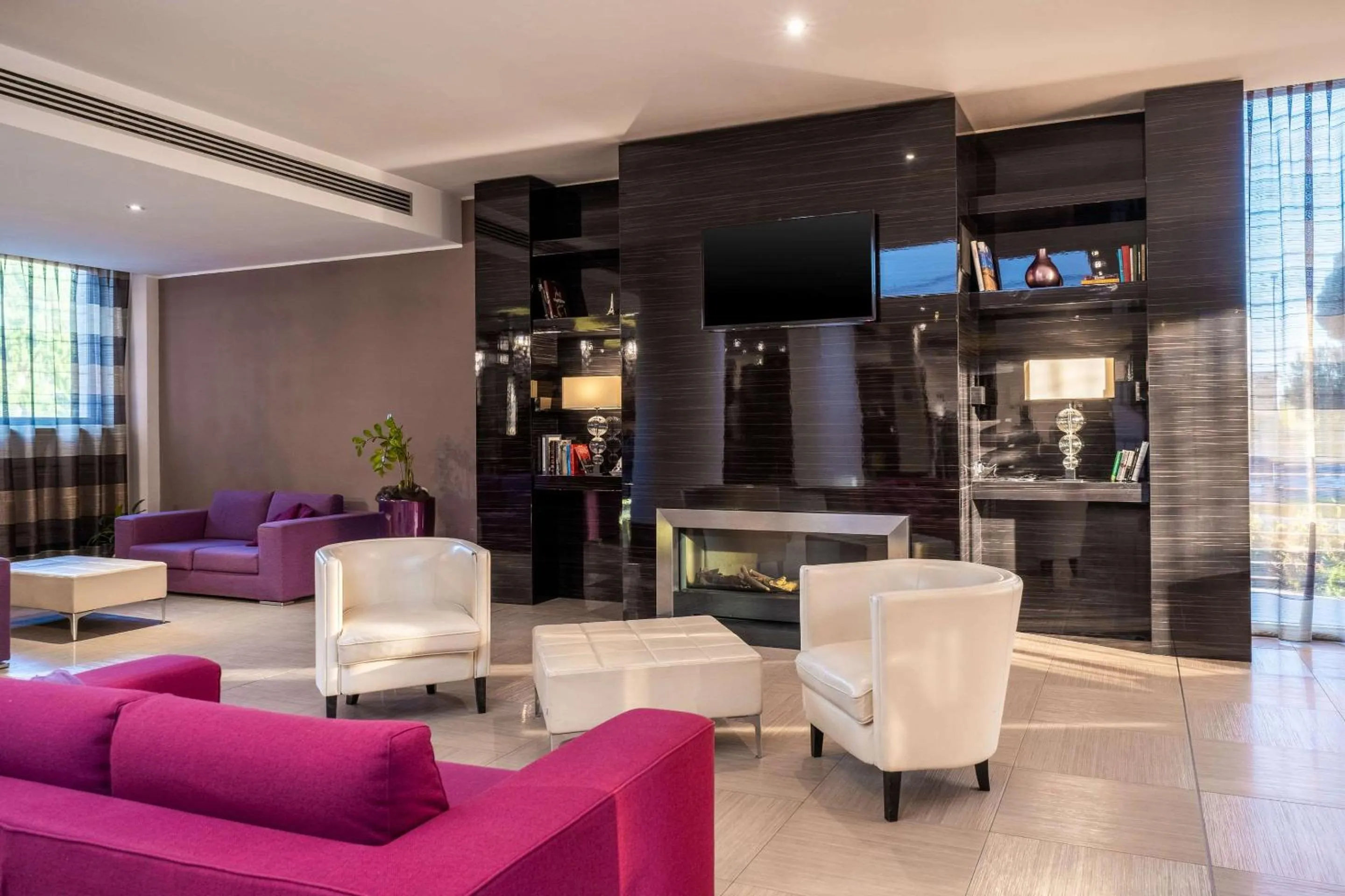 Lobby or reception in Quality Hotel Green Palace