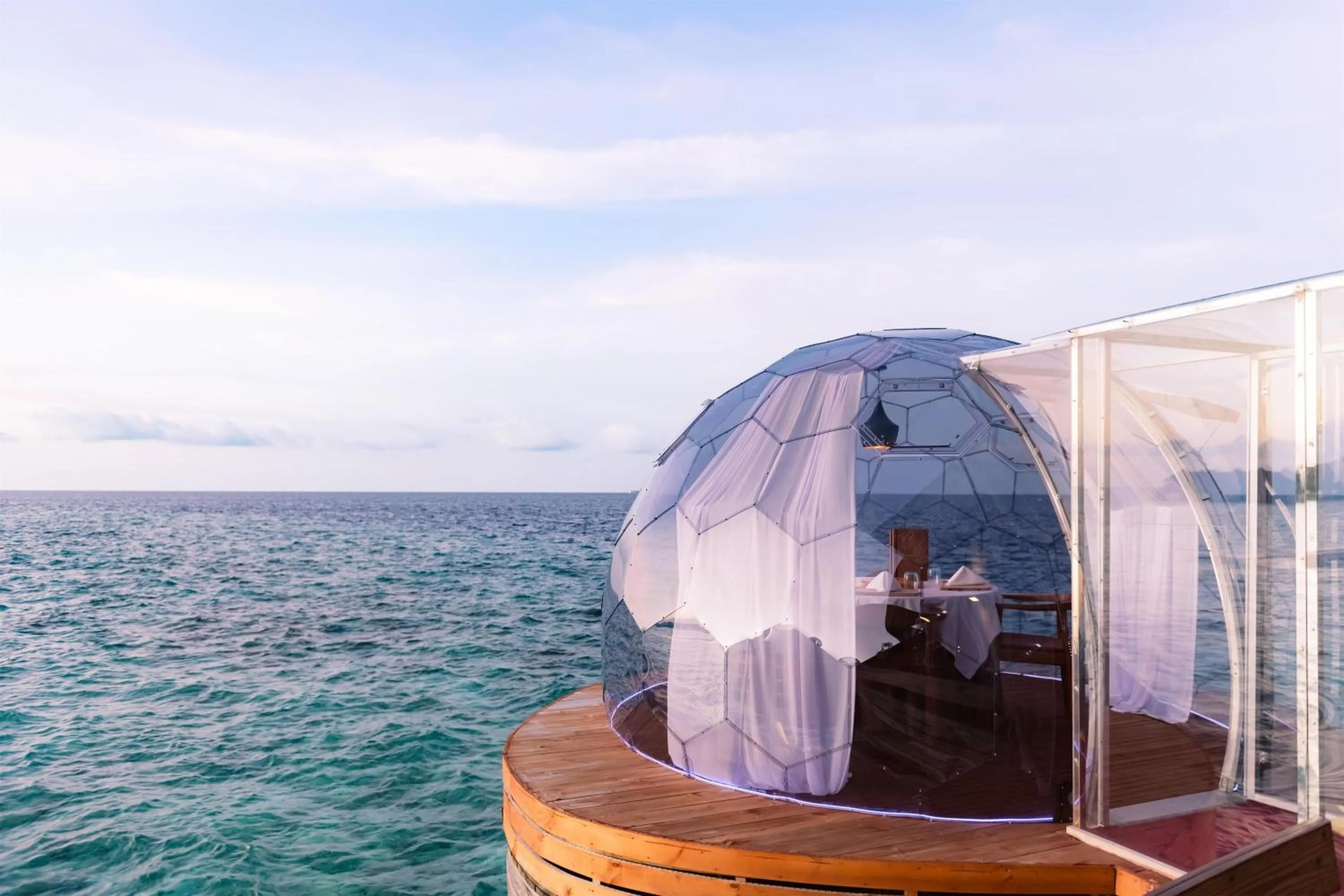 Restaurant/places to eat in OUTRIGGER Maldives Maafushivaru Resort