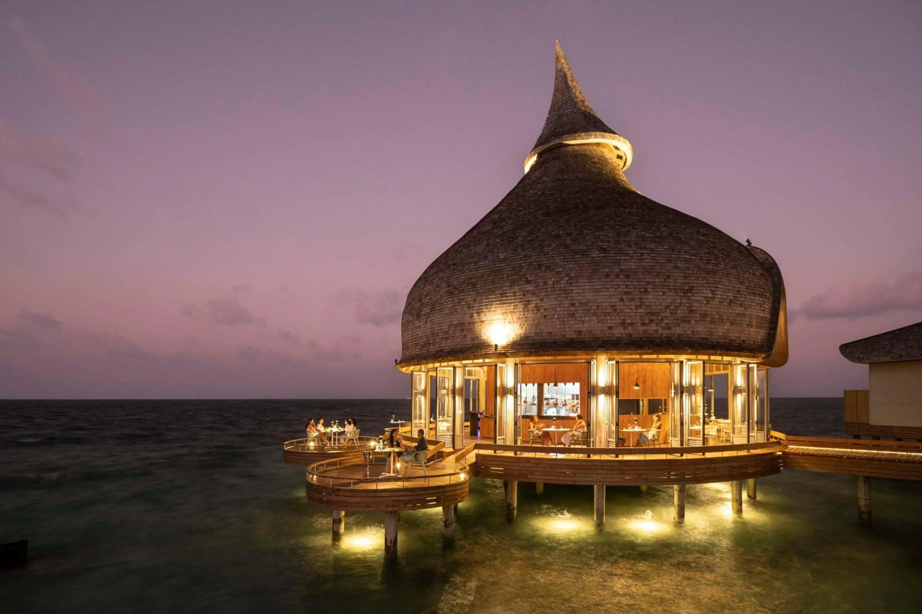 Restaurant/places to eat in OUTRIGGER Maldives Maafushivaru Resort - 25 percent discount on transfers for min 4 nights stay and more, valid for reservations between 01 July till 22 Dec 2025