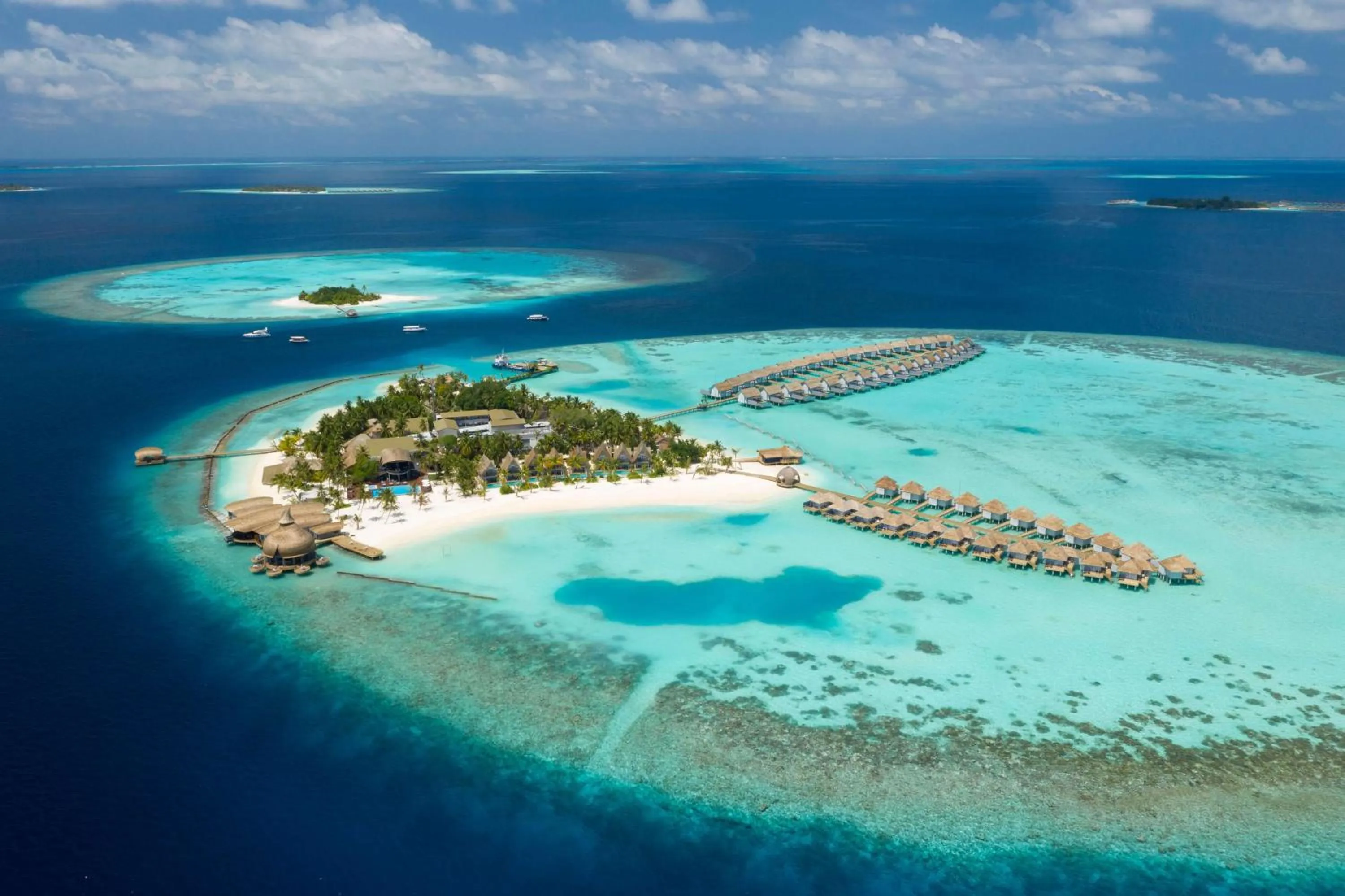 OUTRIGGER Maldives Maafushivaru Resort - 25 percent discount on transfers for min 4 nights stay and more, valid for reservations between 01 July till 22 Dec 2025