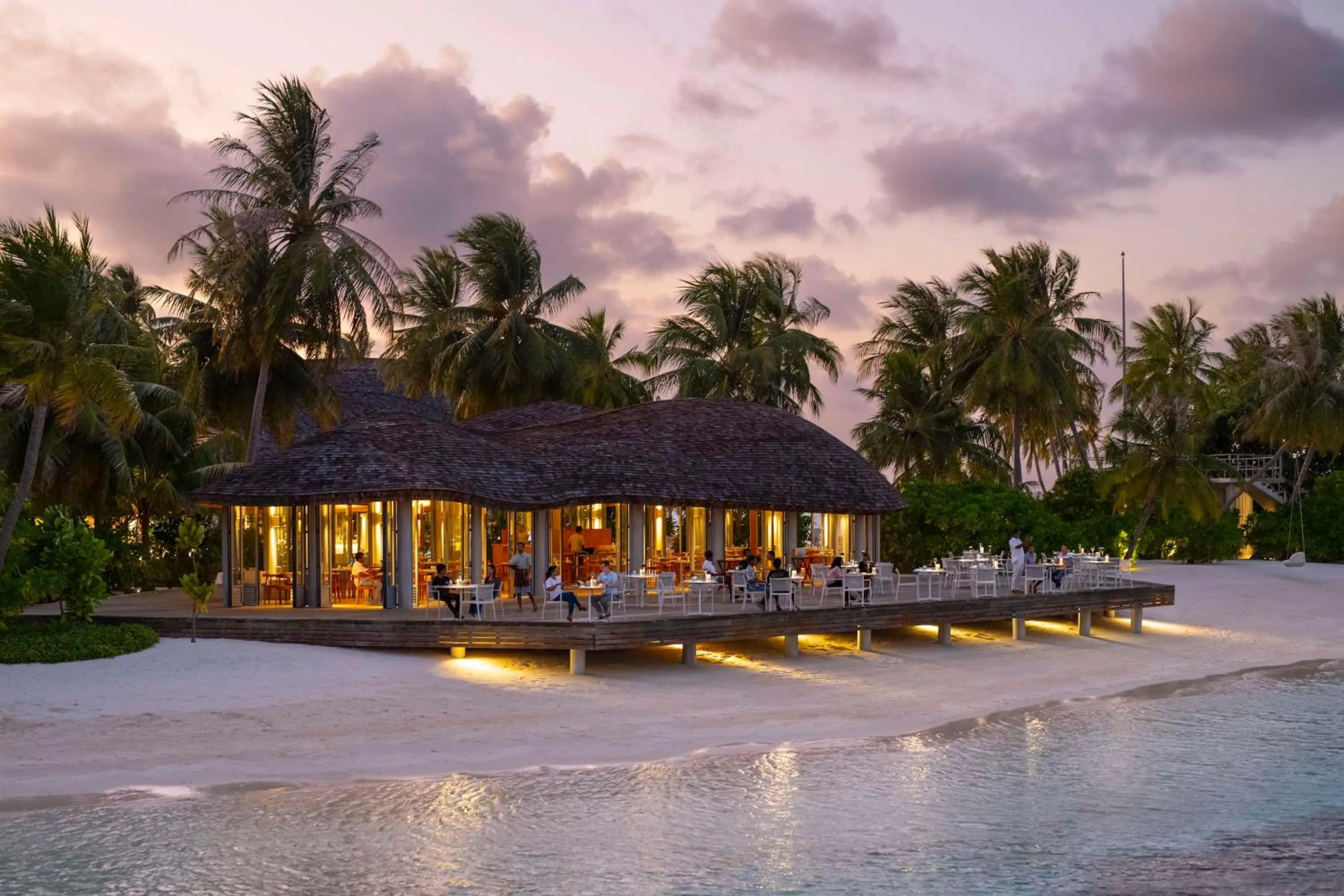 Restaurant/places to eat in OUTRIGGER Maldives Maafushivaru Resort - 25 percent discount on transfers for min 4 nights stay and more, valid for reservations between 01 July till 22 Dec 2025