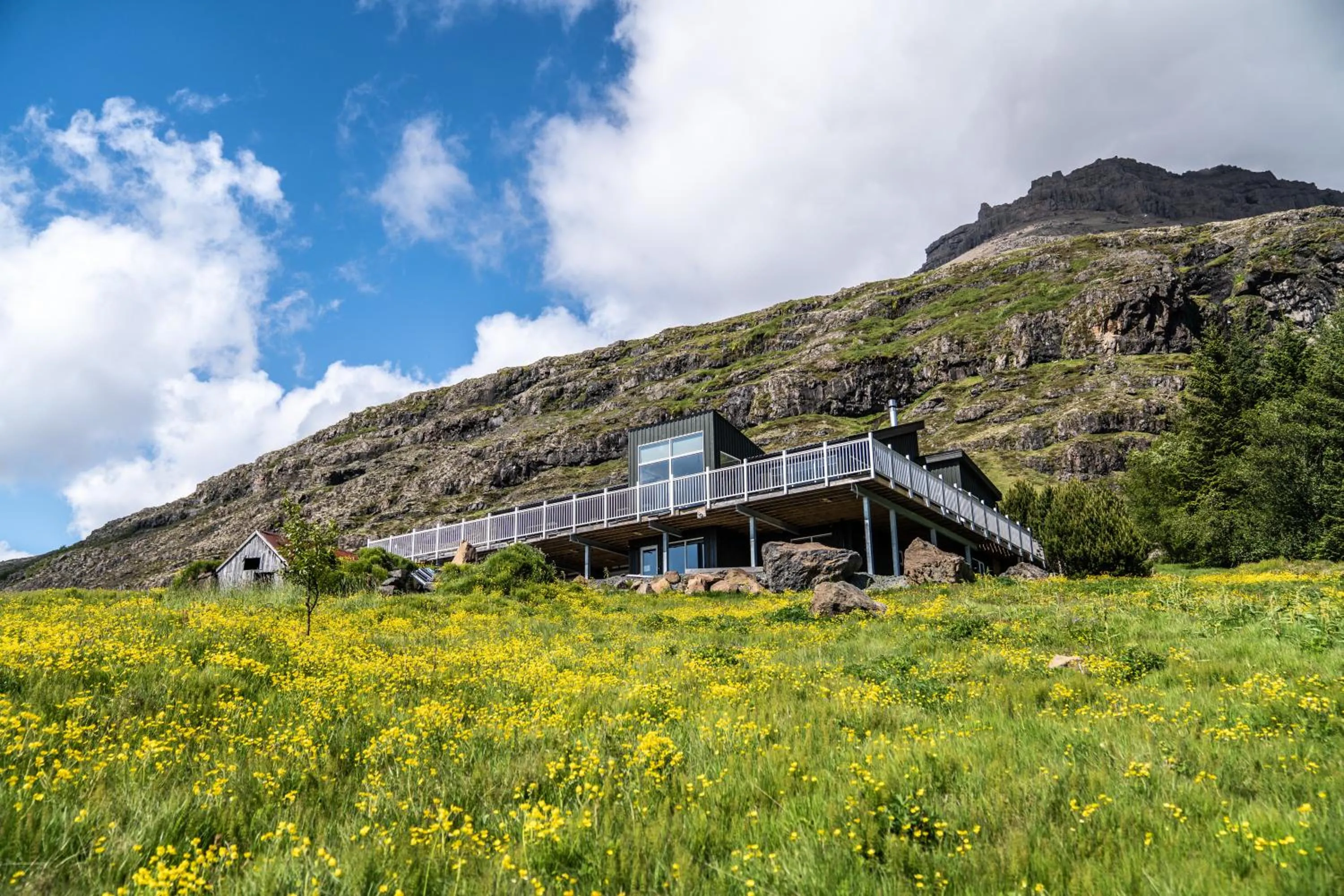 Property building in Ekra Glacier Lagoon