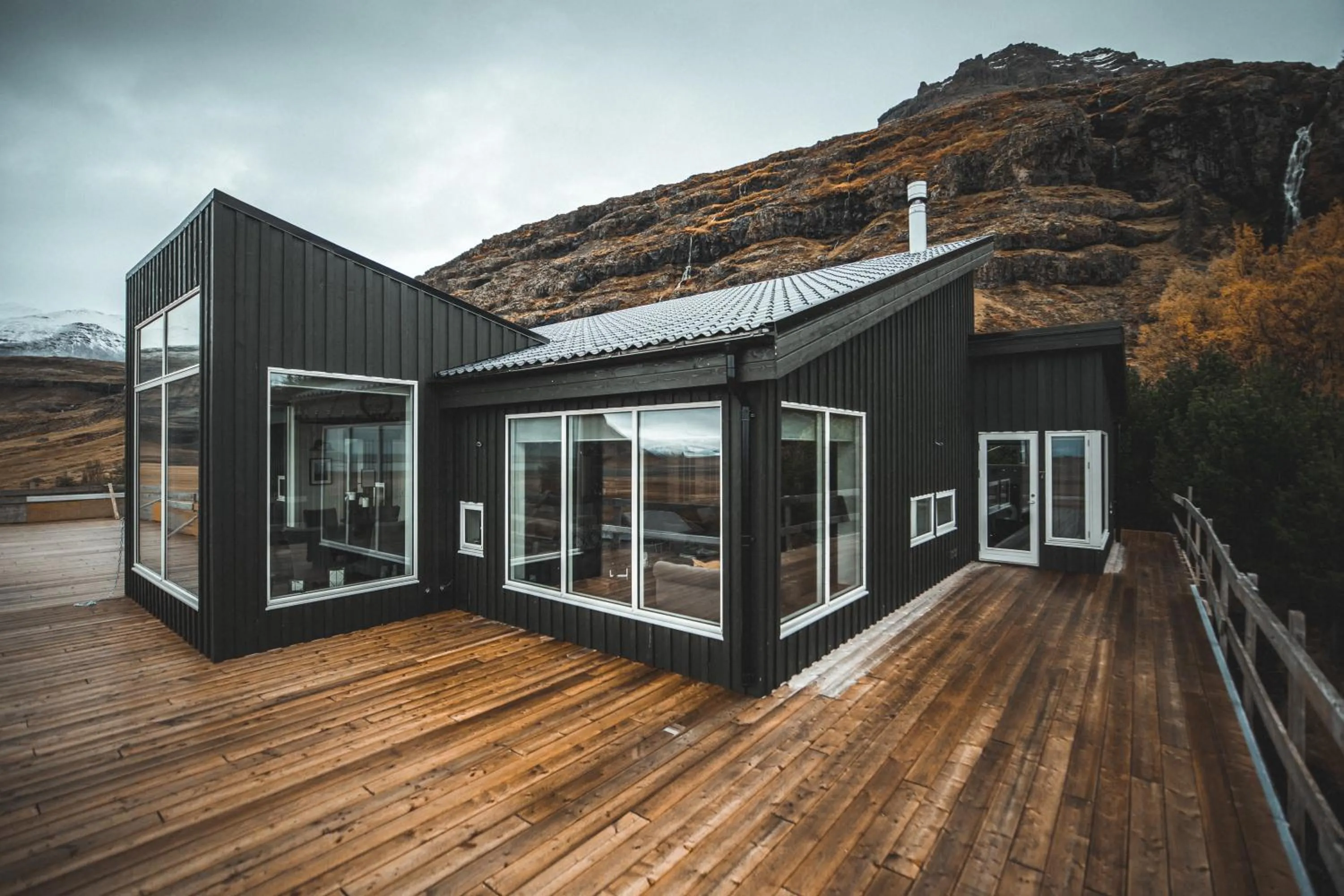 Property building in Ekra Glacier Lagoon