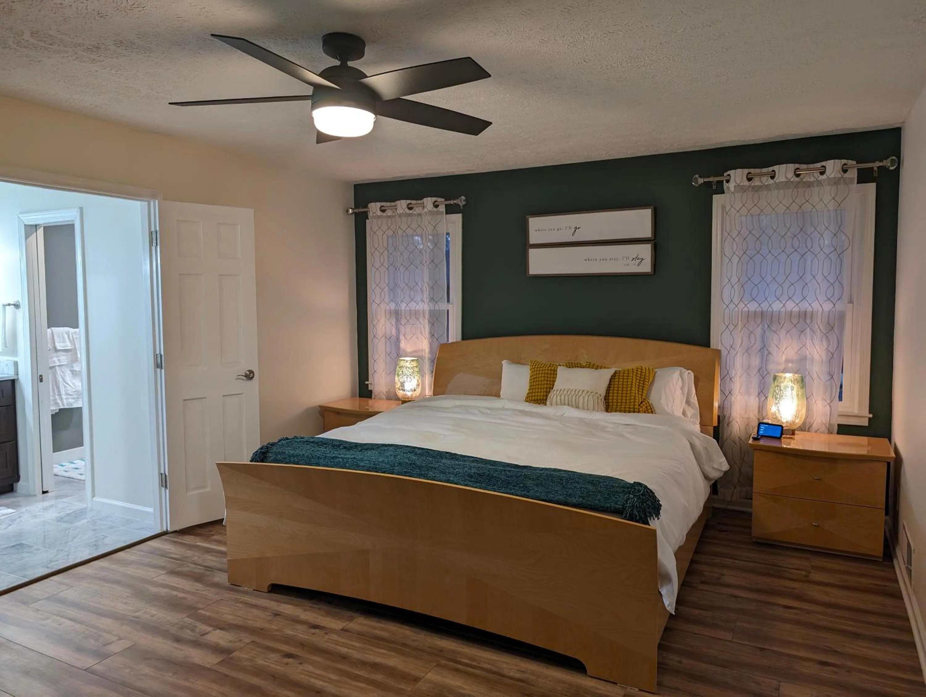 Bed in Modern Luxe Family & Groups Friendly Bungalow with Patio & Workspace