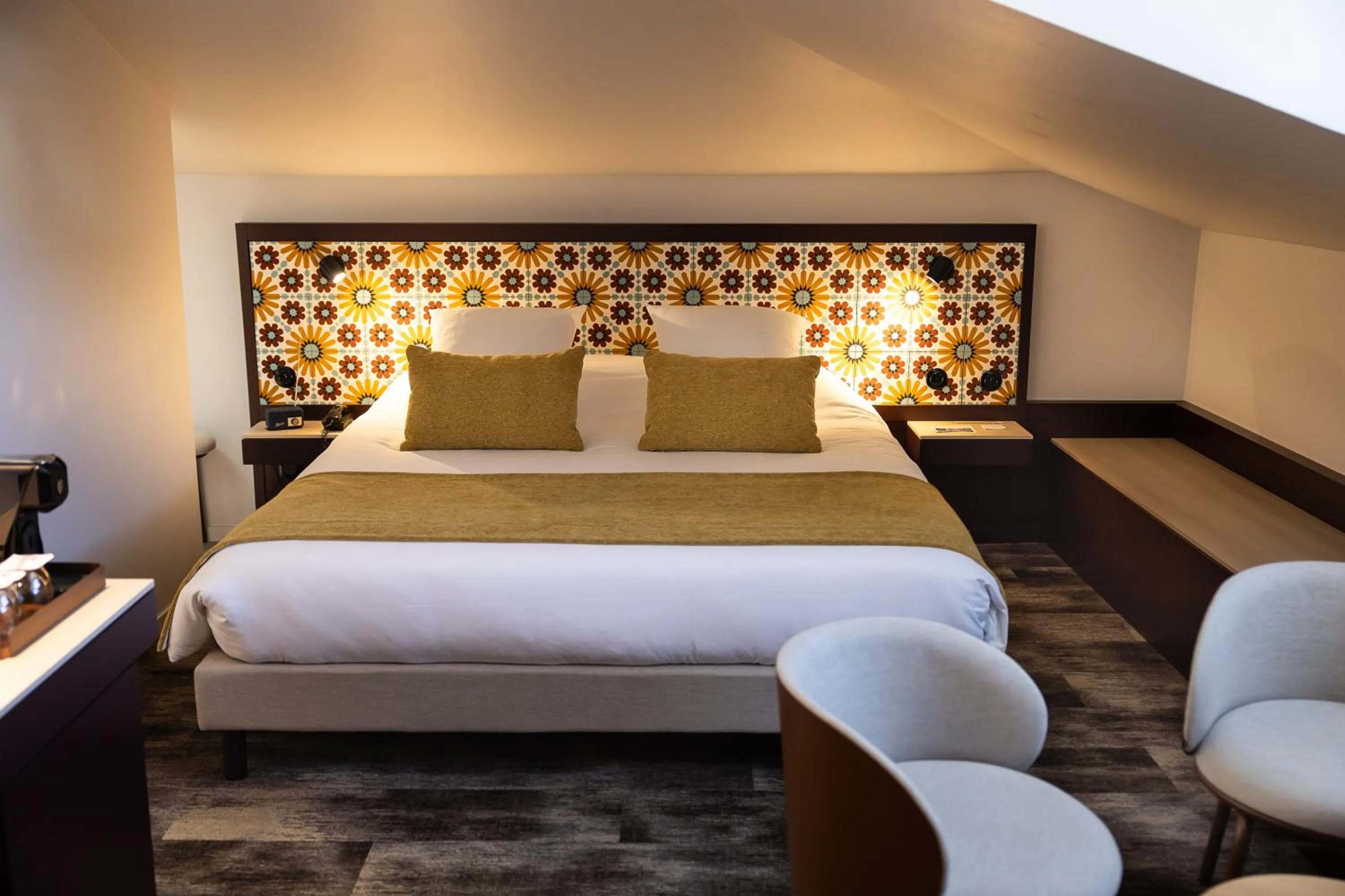 Property building, Bed in Le Saint-Nicolas