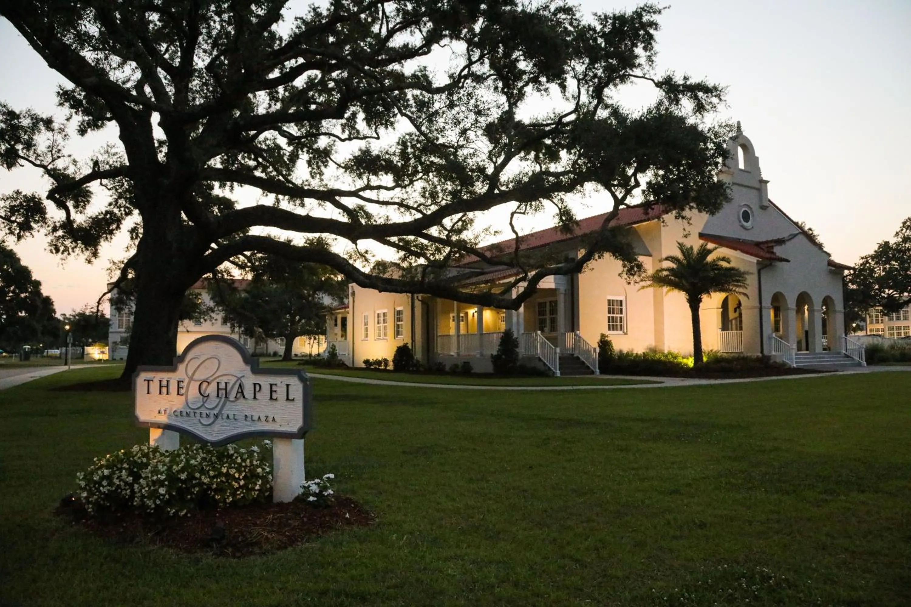 Natural landscape in Centennial Plaza Resort Gulfport