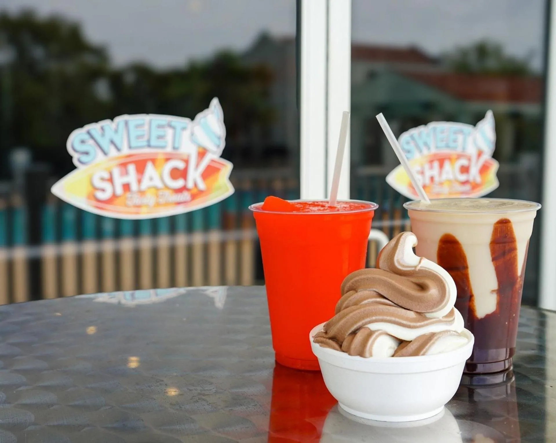 Restaurant/places to eat in Centennial Plaza Resort Gulfport