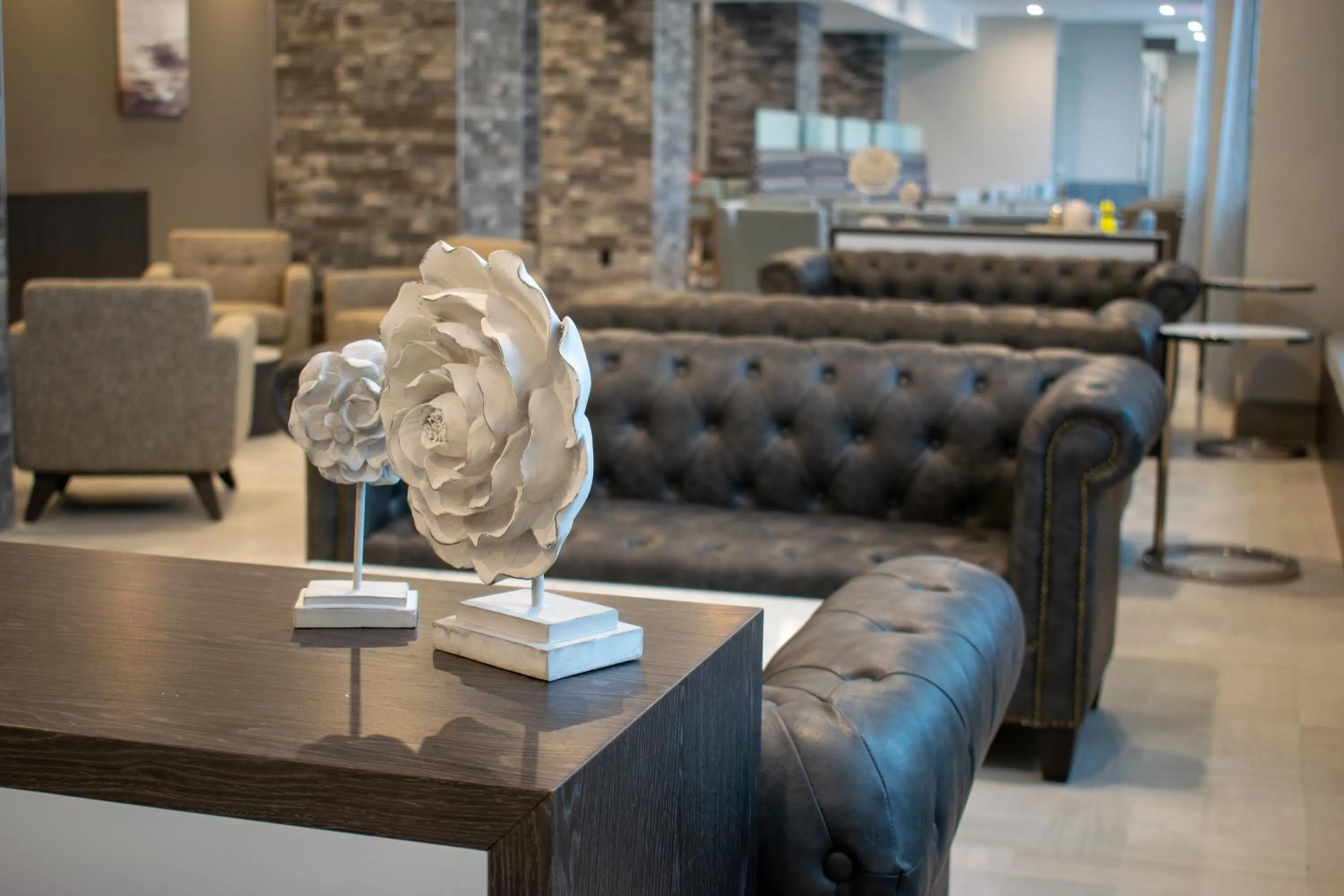 Restaurant/places to eat in Centennial Plaza Resort Gulfport