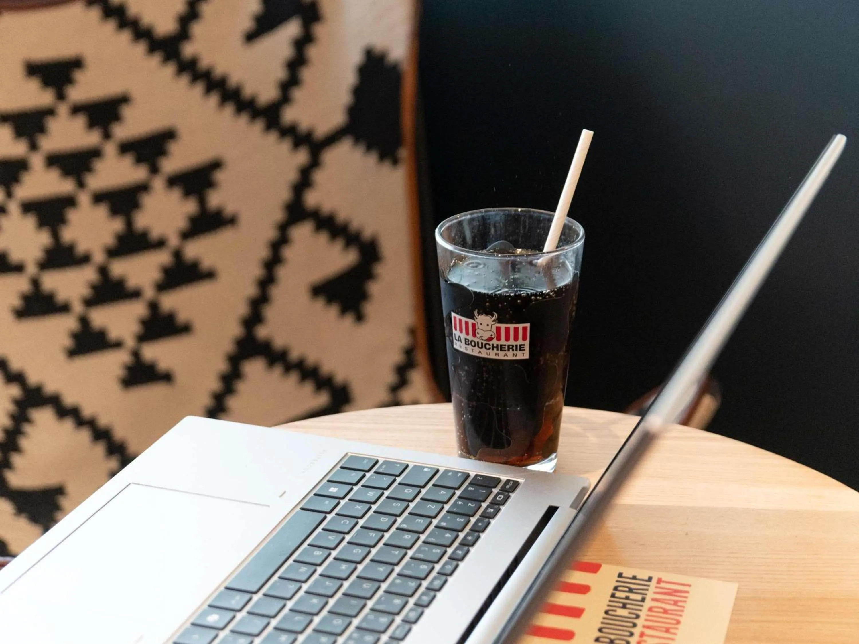 Lounge or bar in Hotel ibis Narbonne