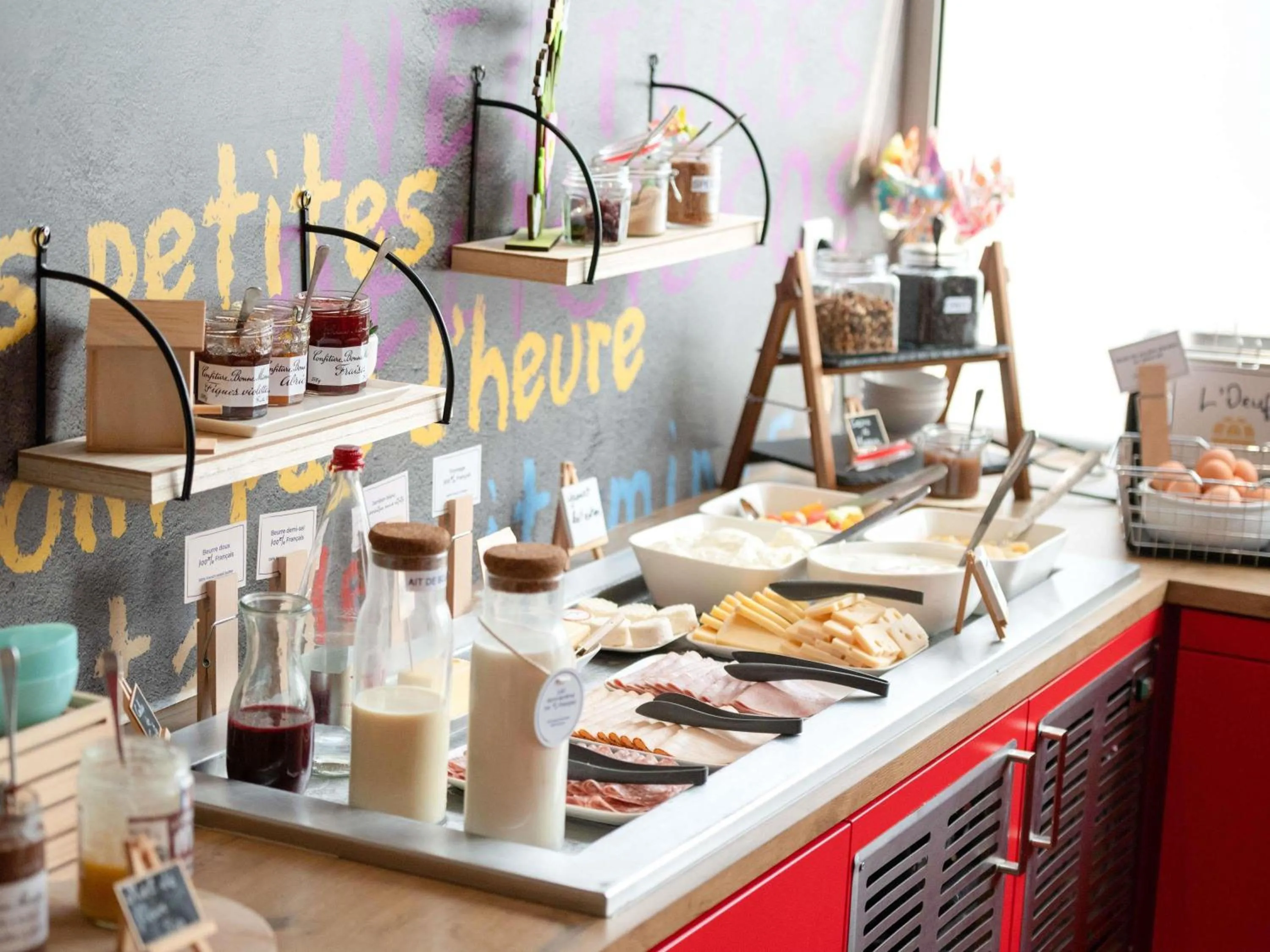 Property building in Hotel ibis Narbonne