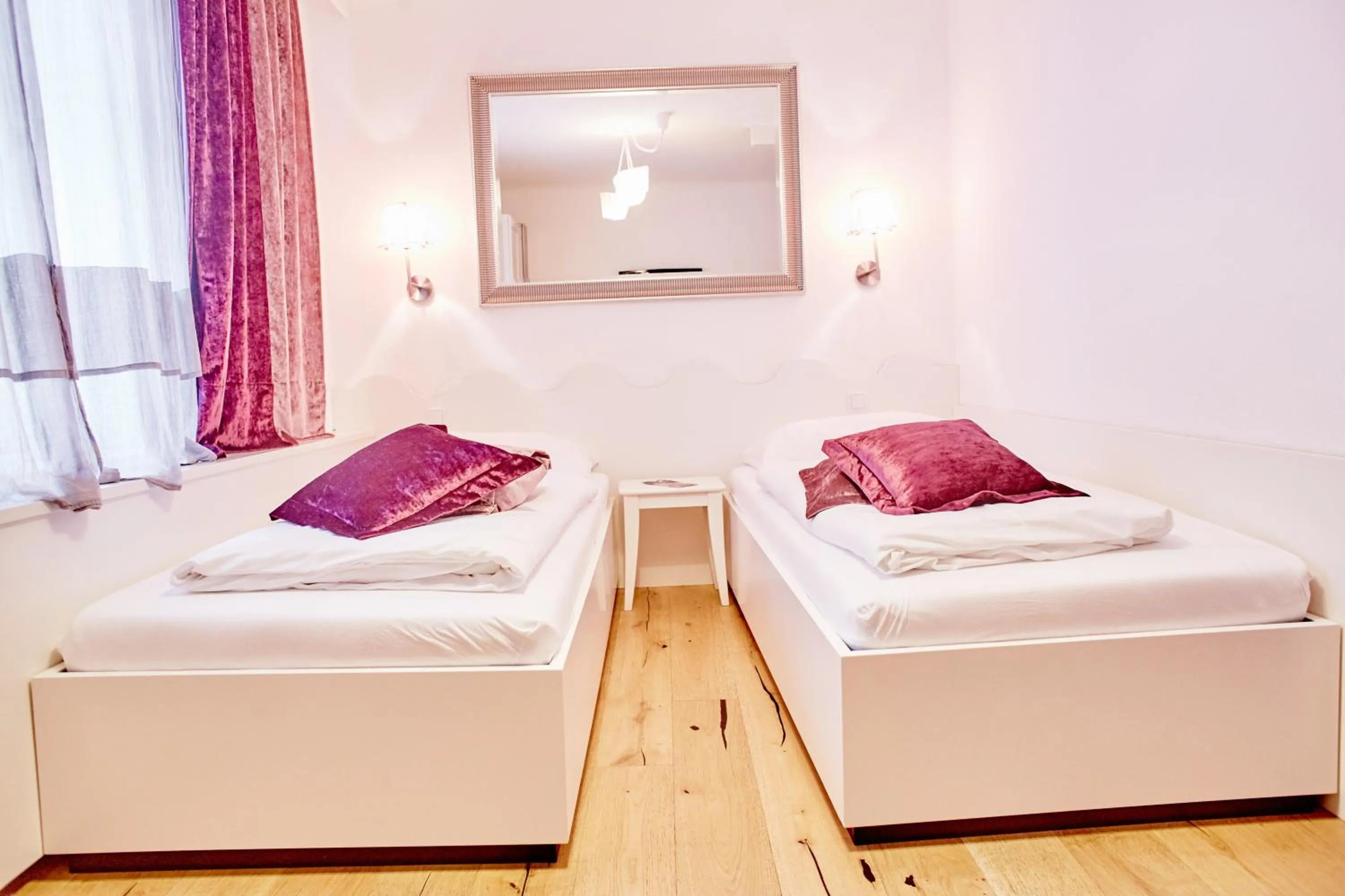 Bed in Madar Café Restaurant zum Fürsten