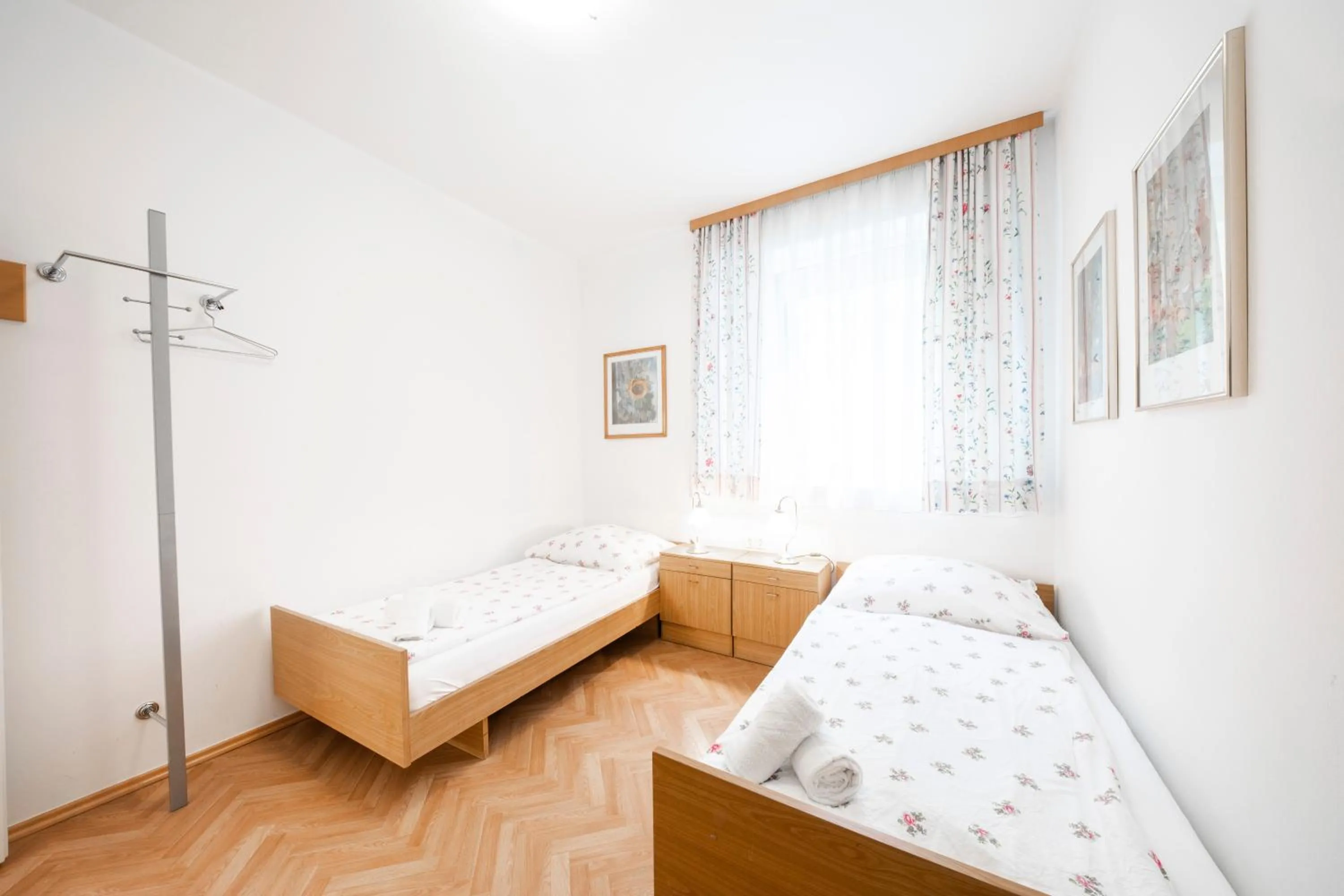 Bed in Madar Café Restaurant zum Fürsten