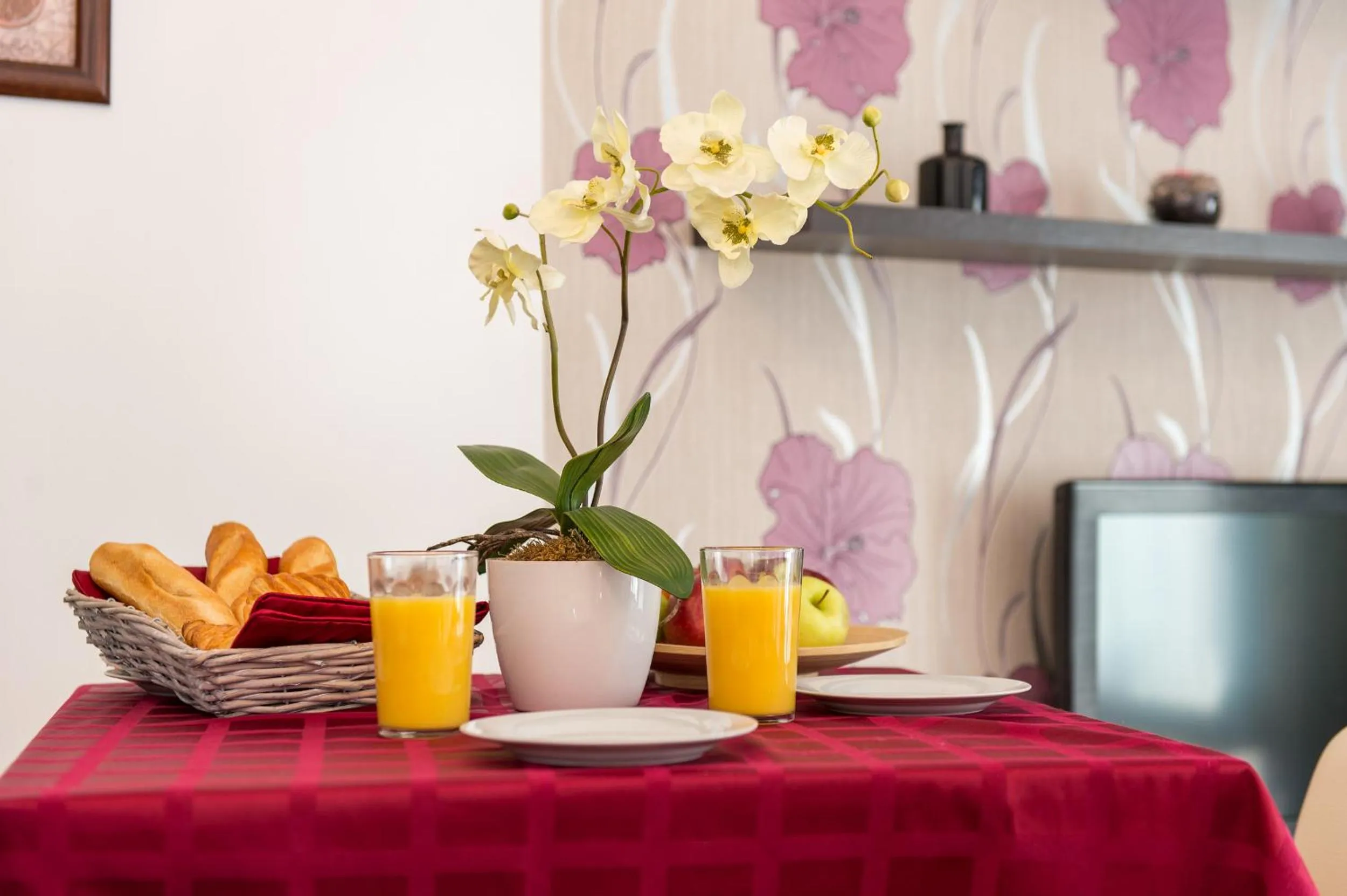 Dining area in Budapest Center Residence