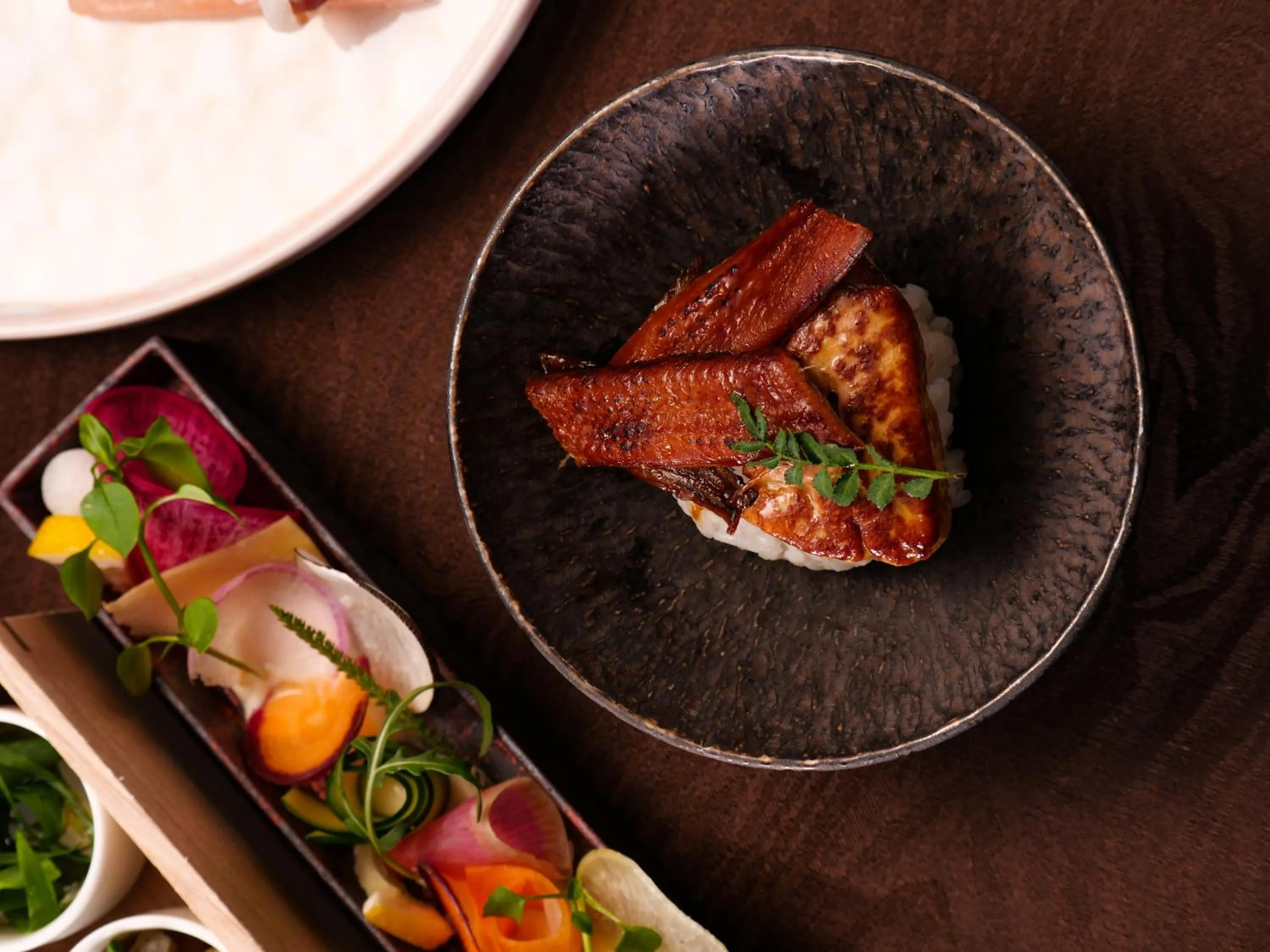 Food and drinks in NIPPONIA HOTEL Takehara Saltworks Town