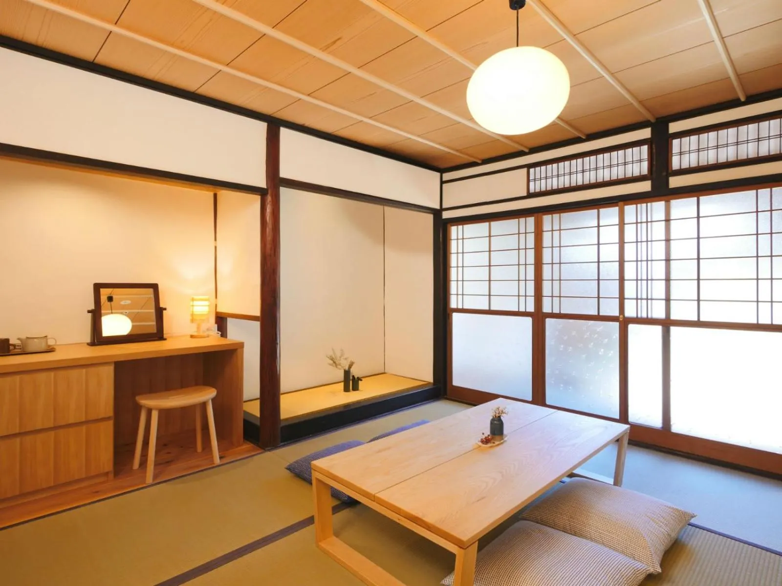 Photo of the whole room, Bed in NIPPONIA HOTEL Takehara Saltworks Town