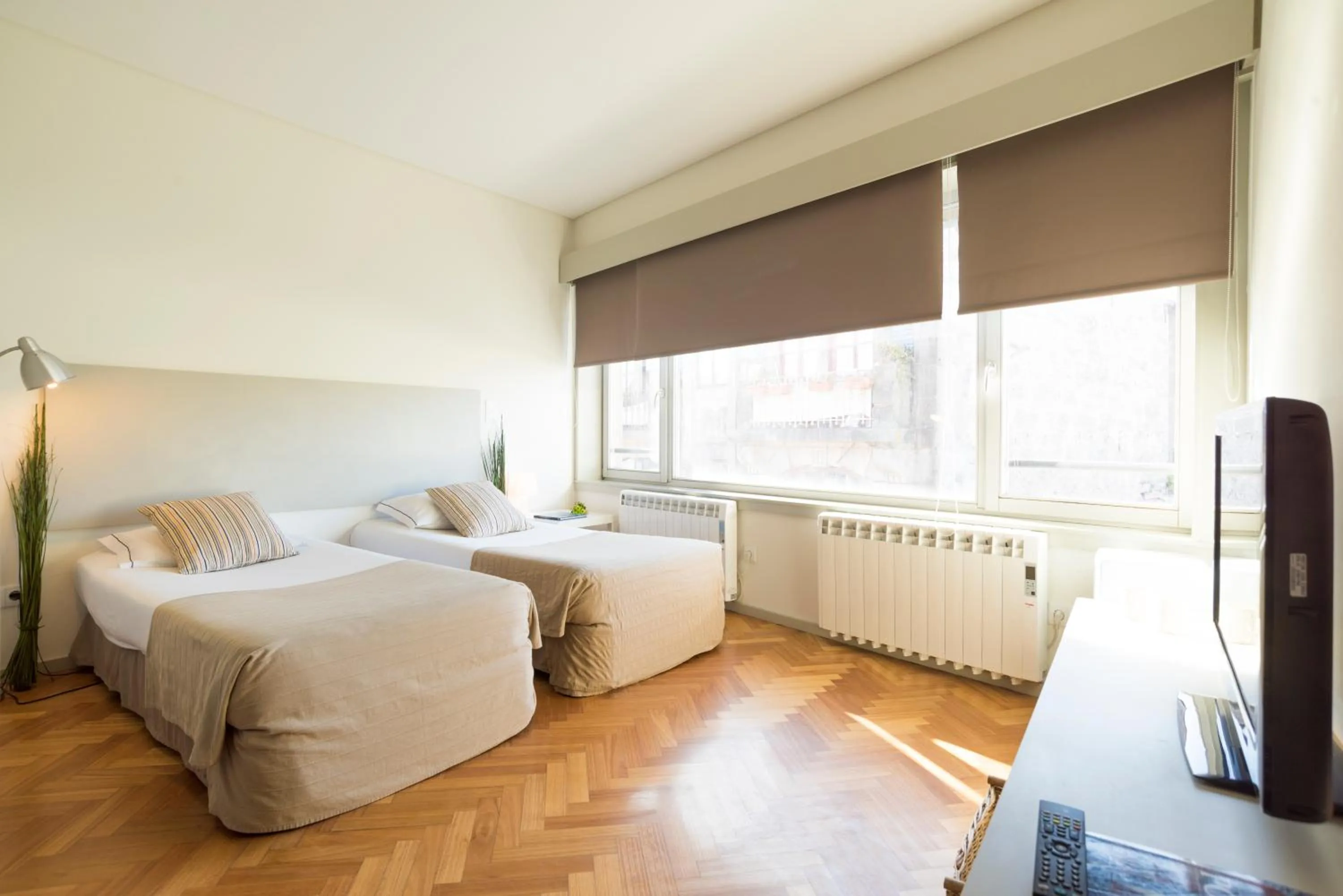 Bedroom, Bed in bnapartments Trindade