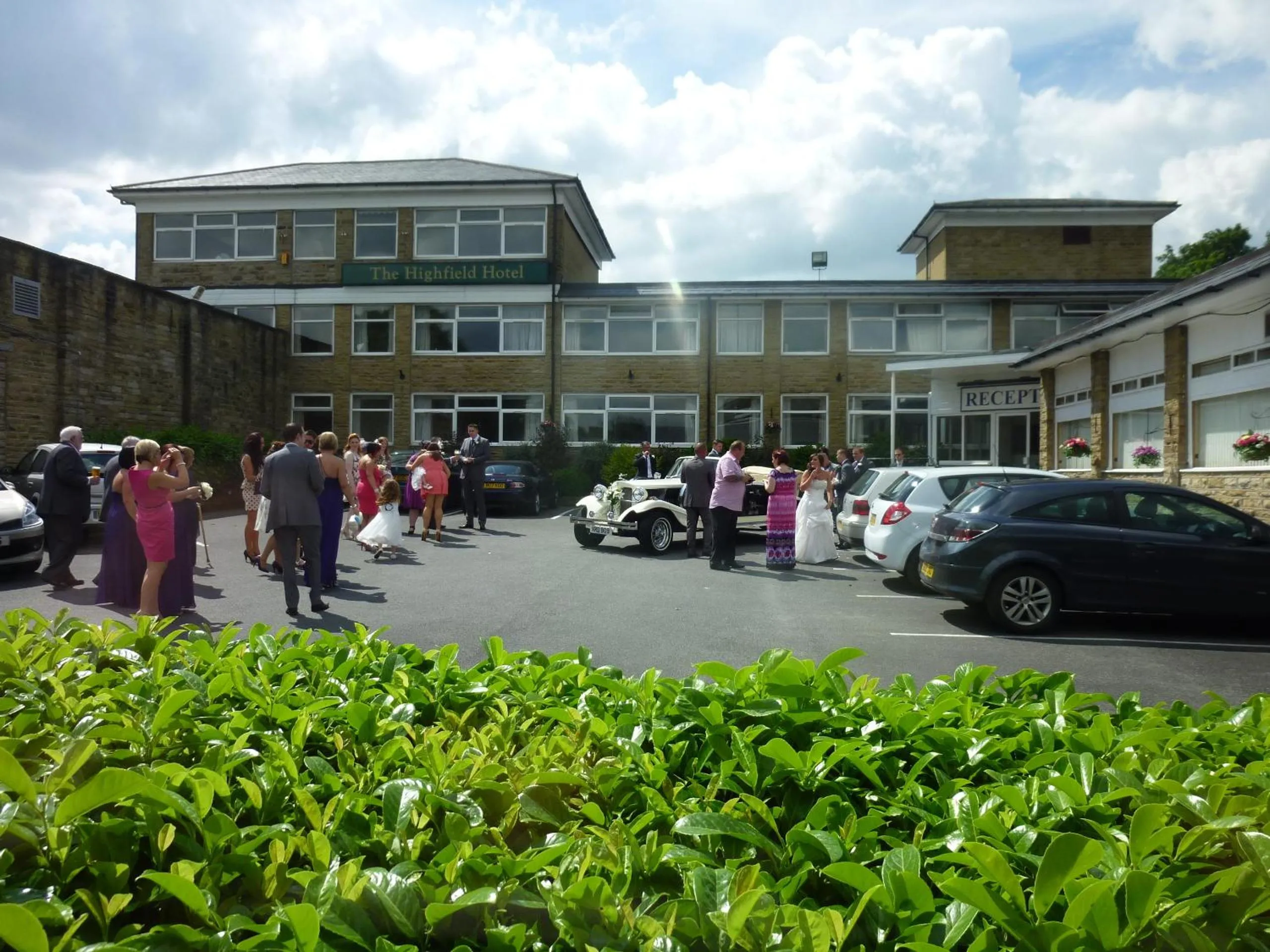 Facade/entrance in The Highfield Hotel