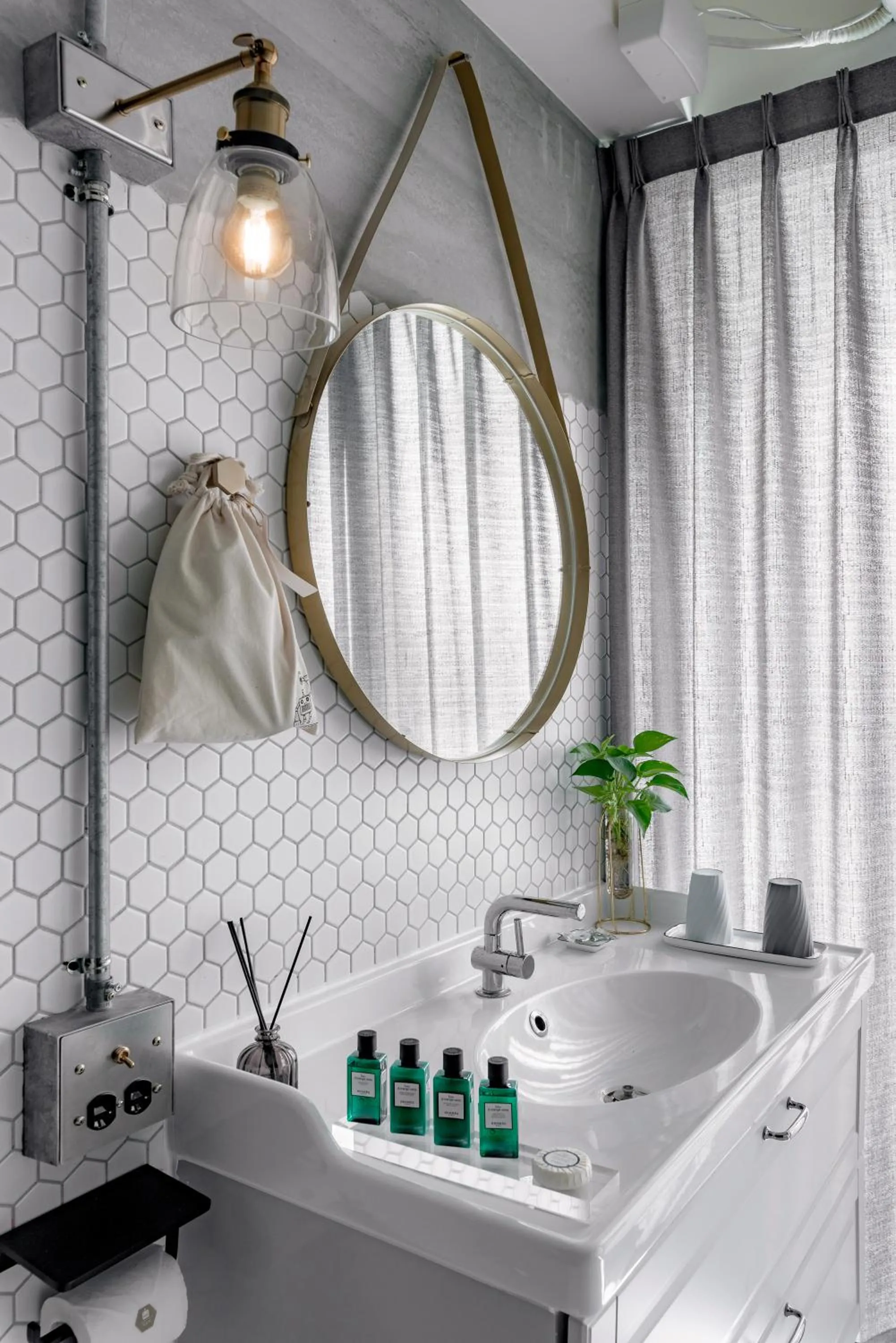 Bathroom in Loft Inn