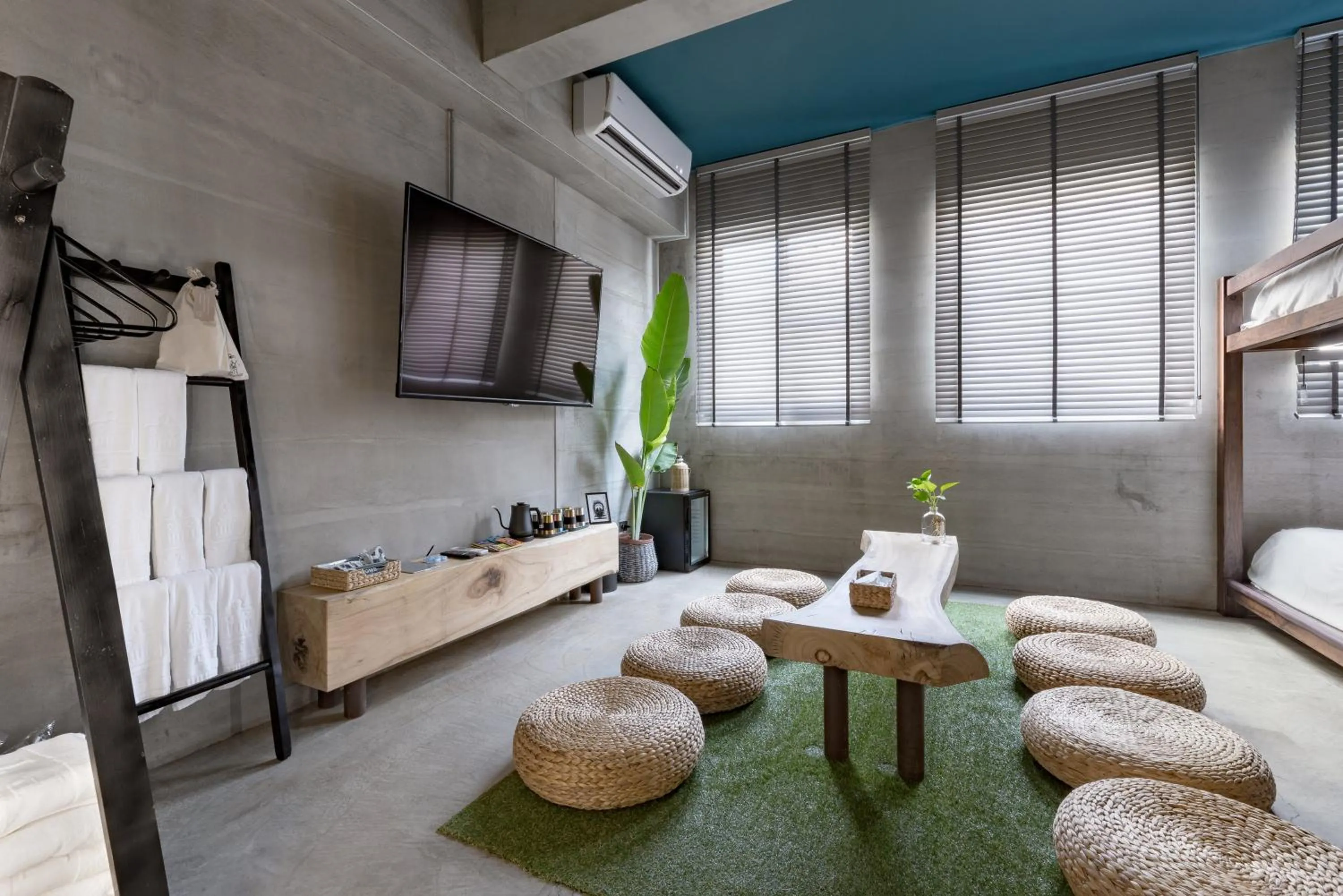 Living room in Loft Inn
