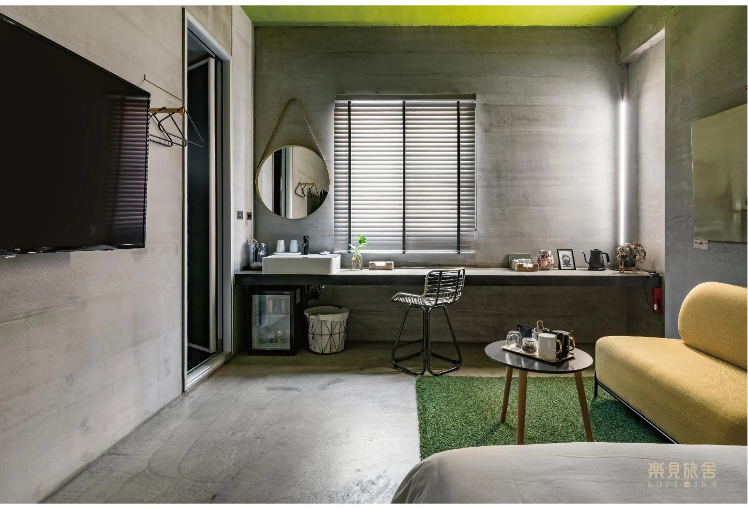 Photo of the whole room in Loft Inn