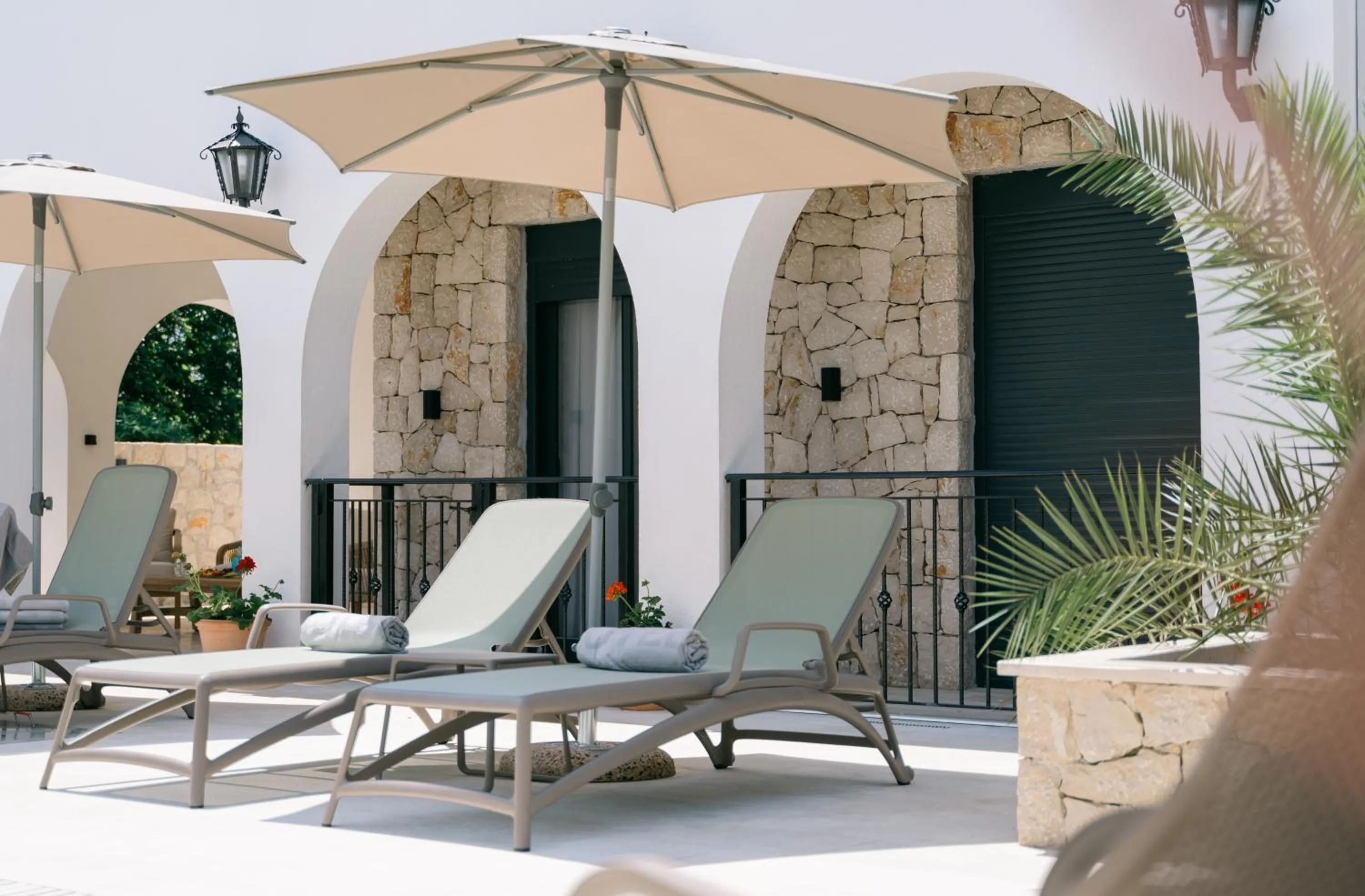 Swimming pool in B&B Lovac