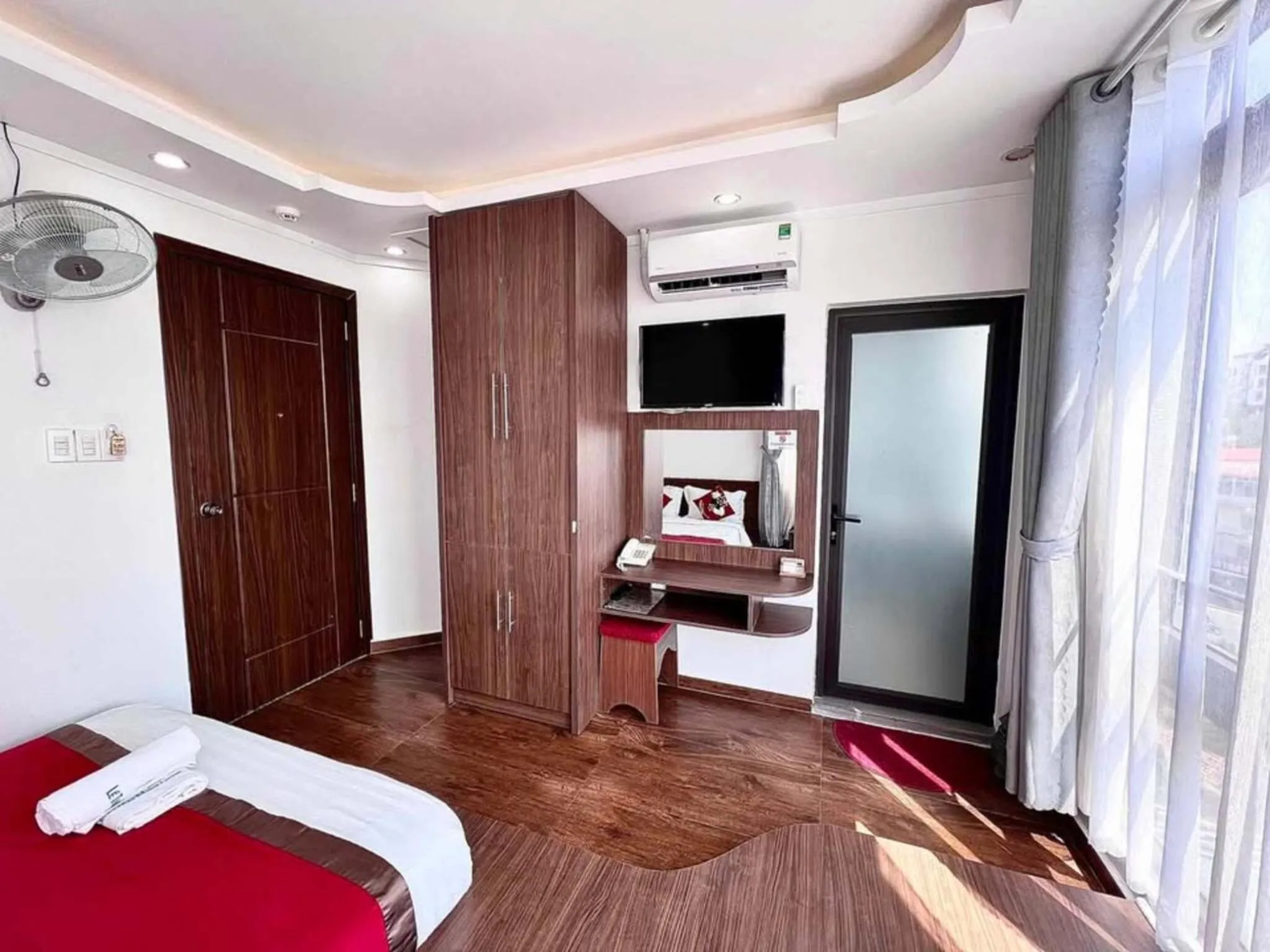 Bedroom, Bed in Le Tuan Minh Hotel