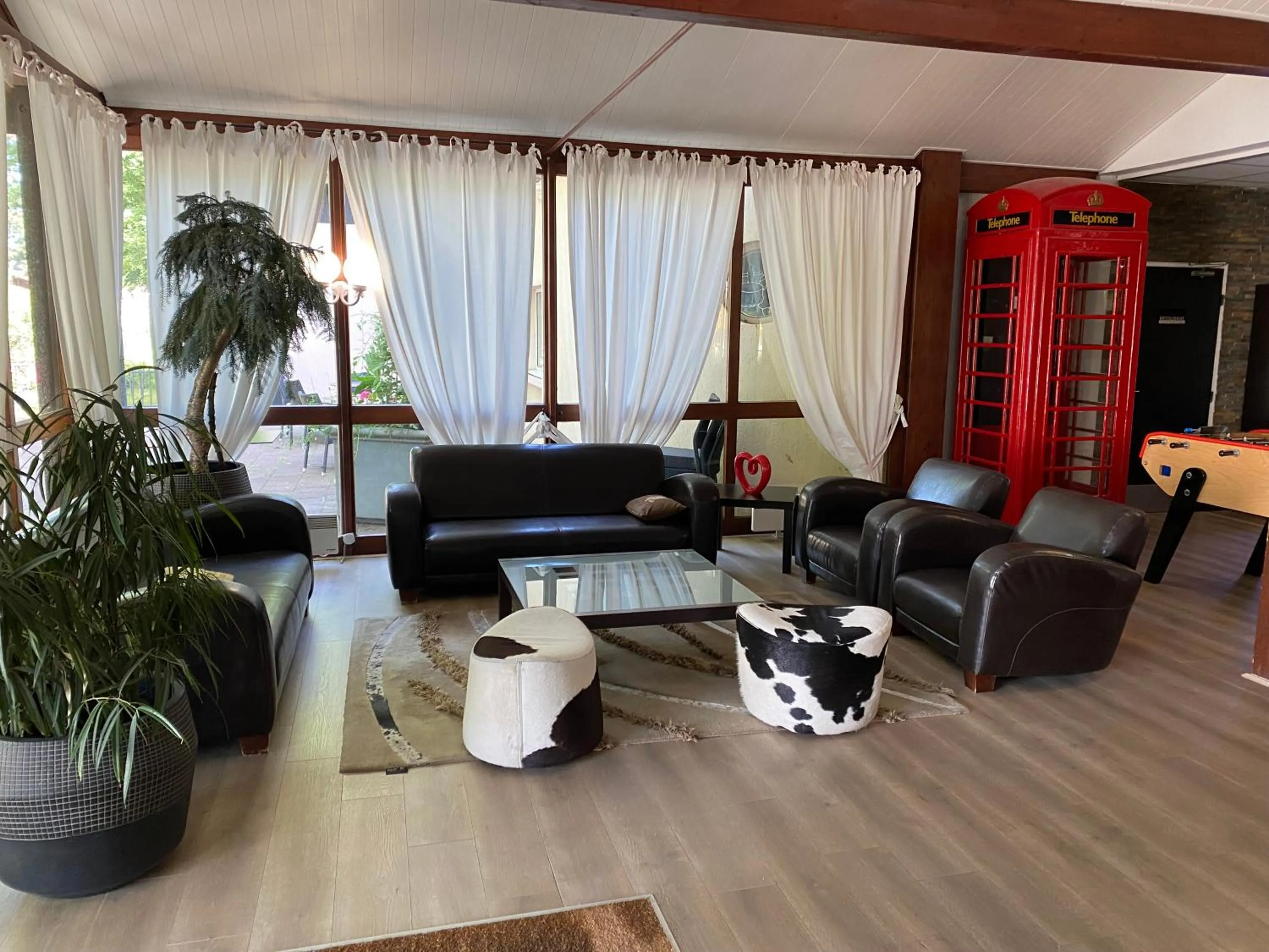 Living room in Enzo Hôtels Diane - Logis Amnéville