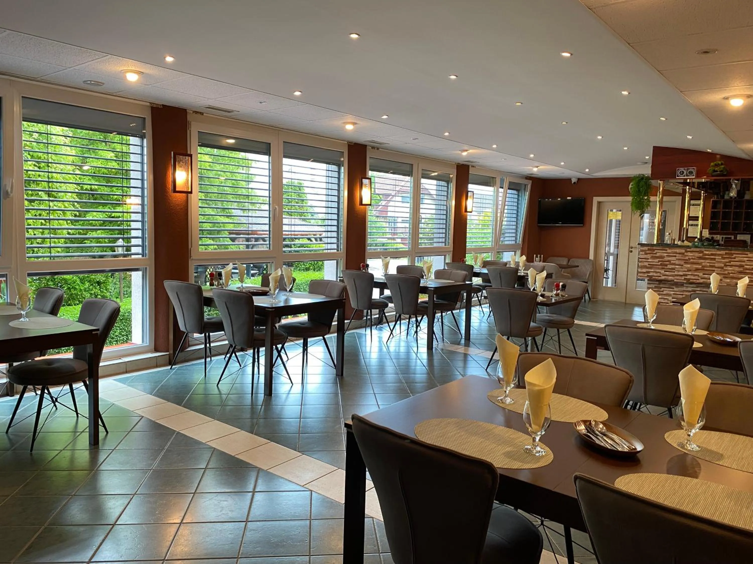 Restaurant/places to eat in Katalin Motel & Étterem