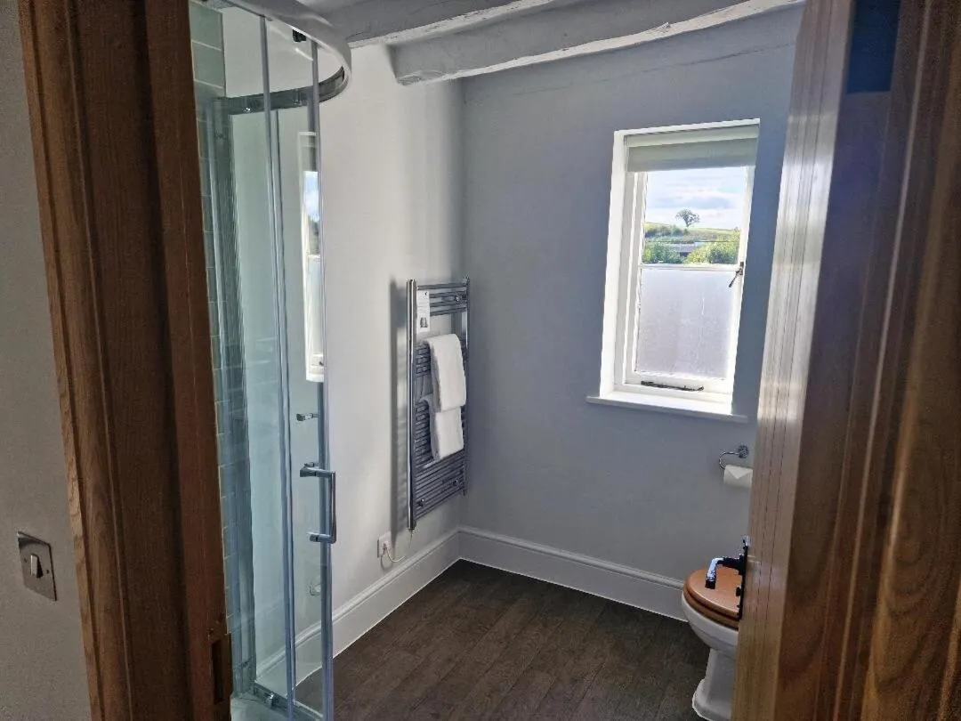 Bathroom in Barn Owl Inn