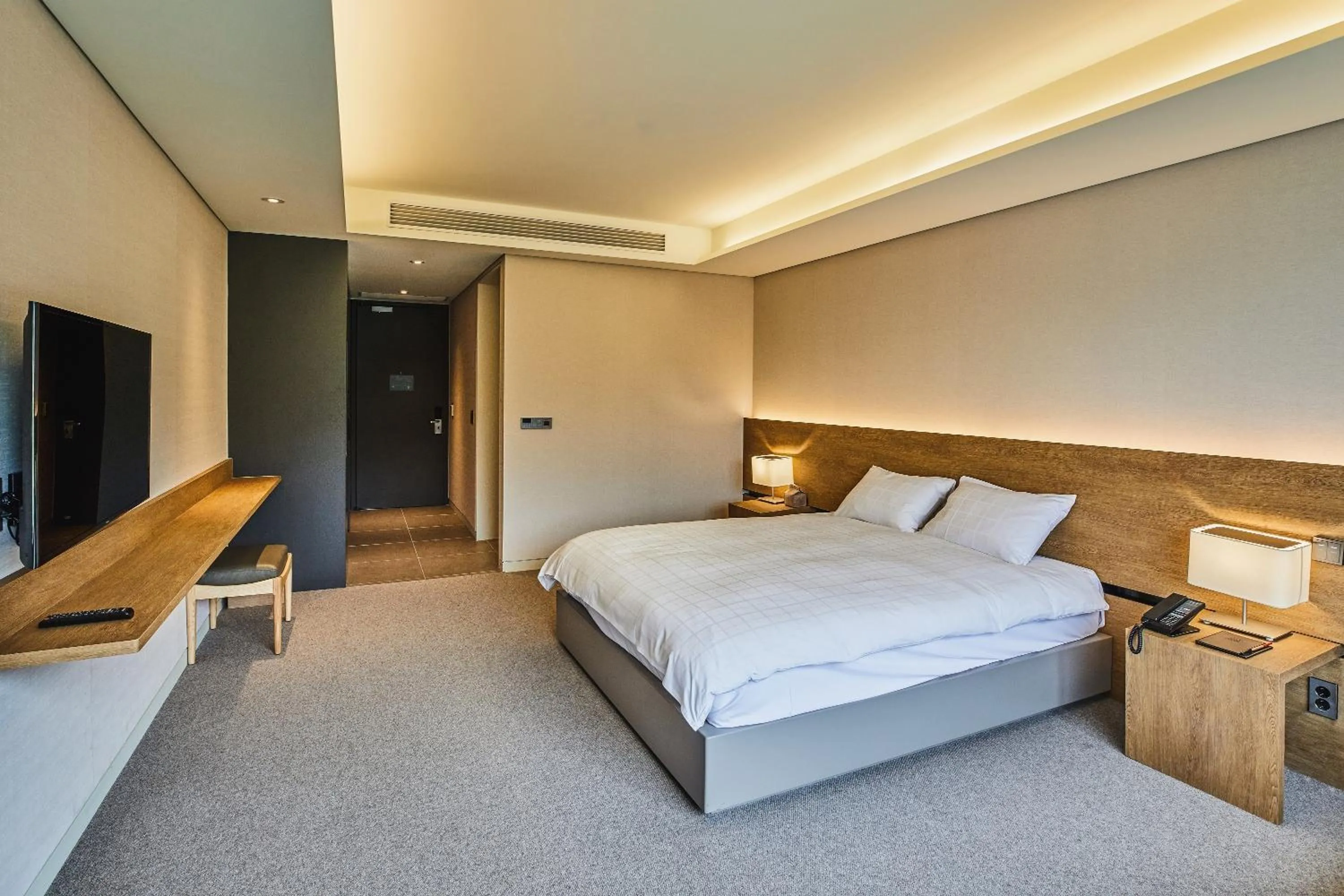 Bed in Phoenix Hotel Pyeongchang