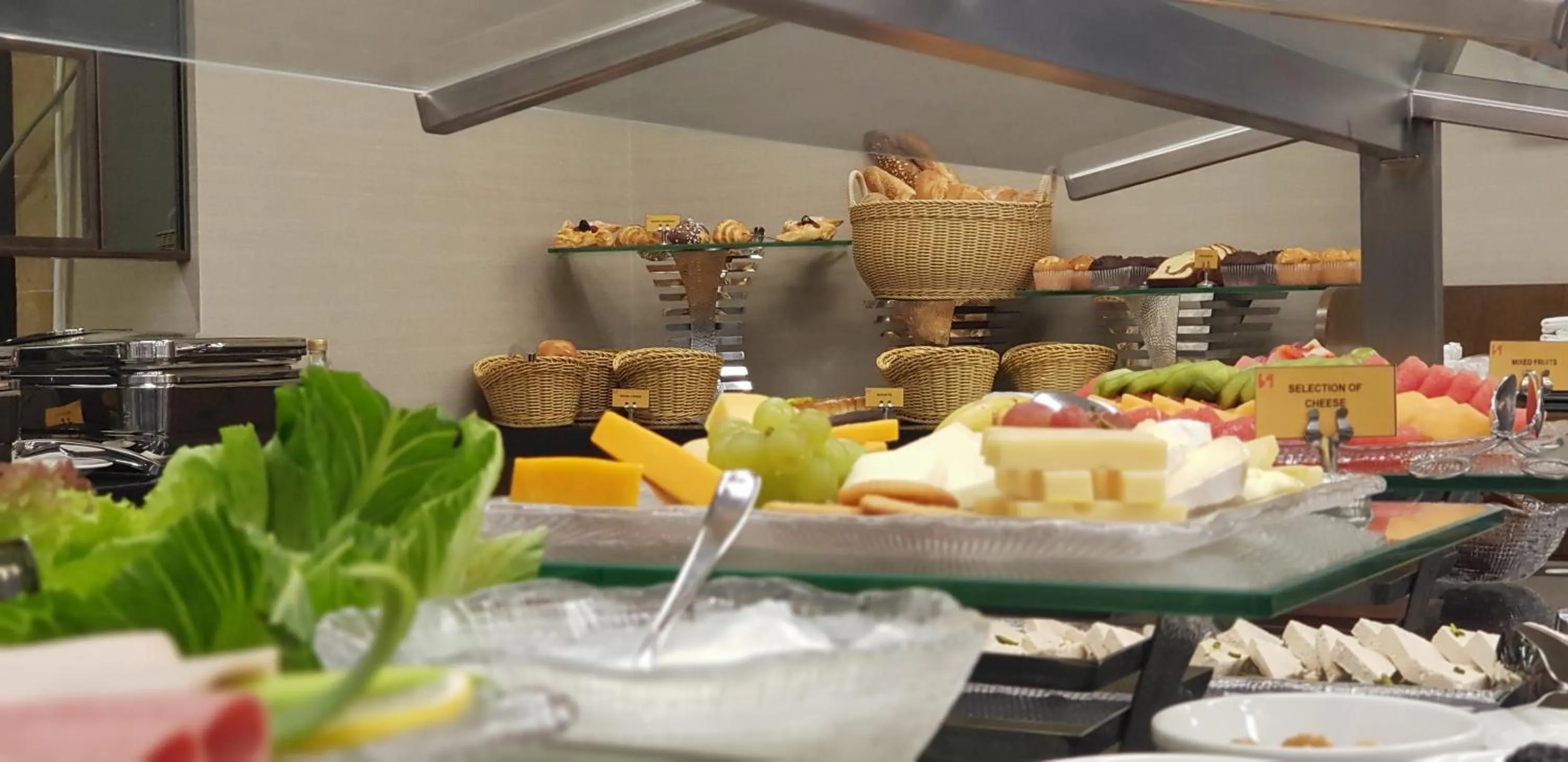 Food and drinks in Swiss-Belboutique Bneid Al Gar Kuwait