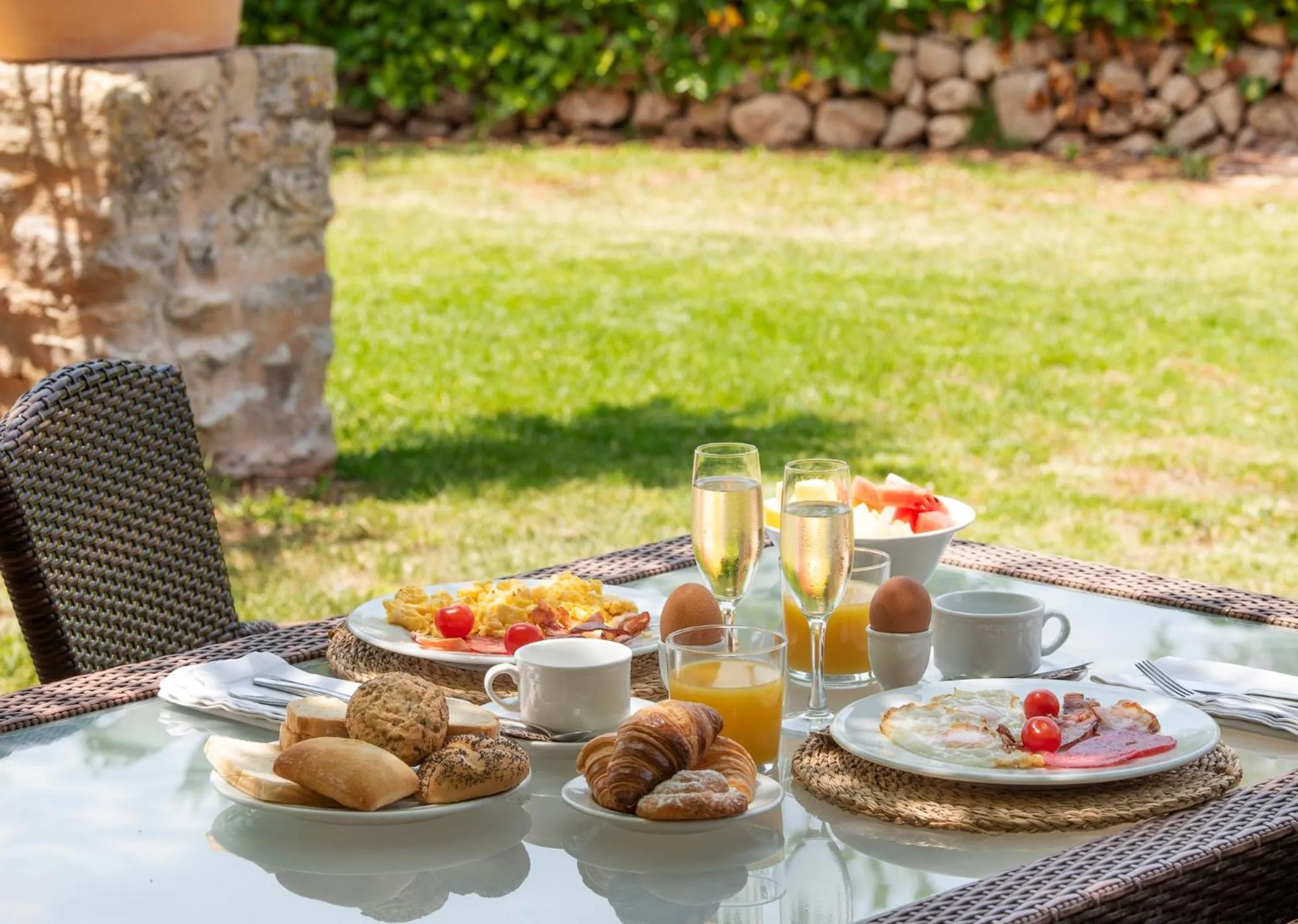 Day in Finca Hotel Ses Cases Noves