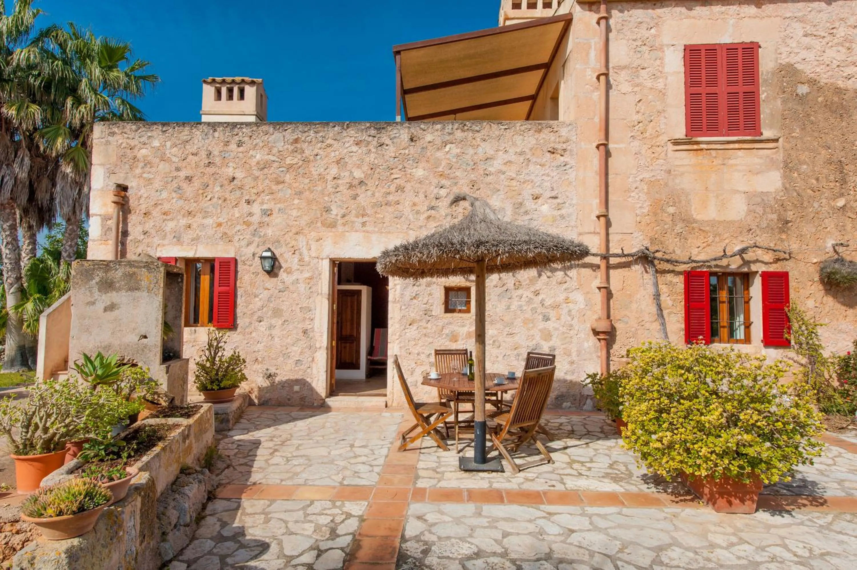 Facade/entrance in Finca Hotel Ses Cases Noves