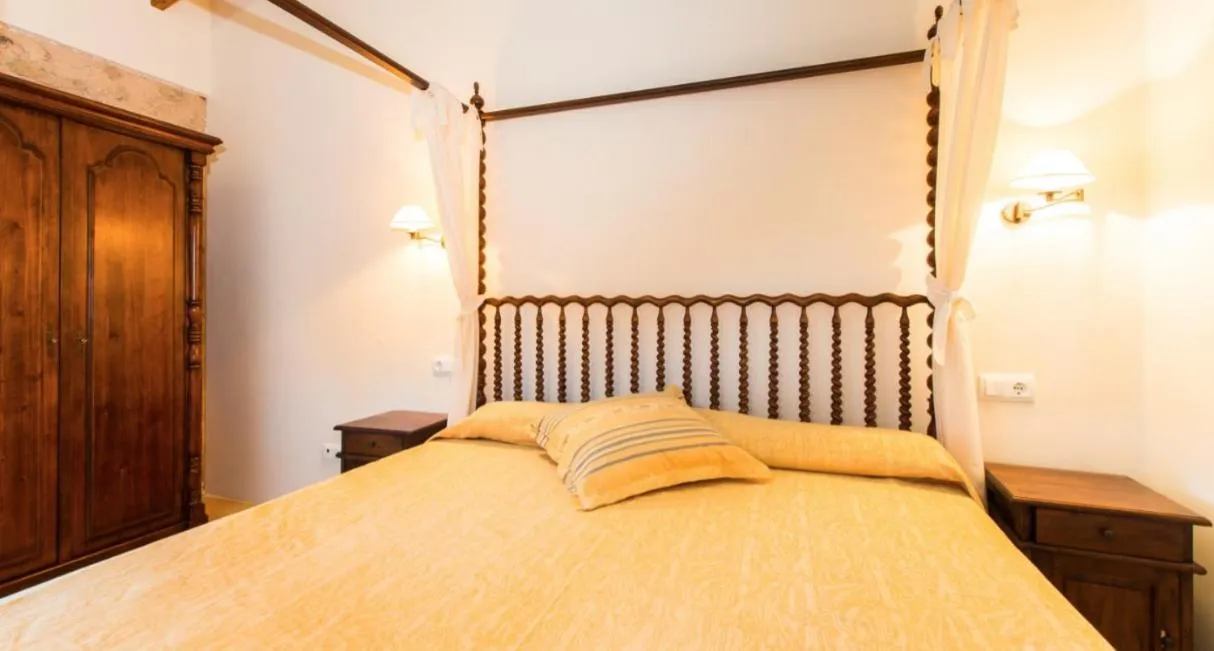 Bed in Finca Hotel Ses Cases Noves