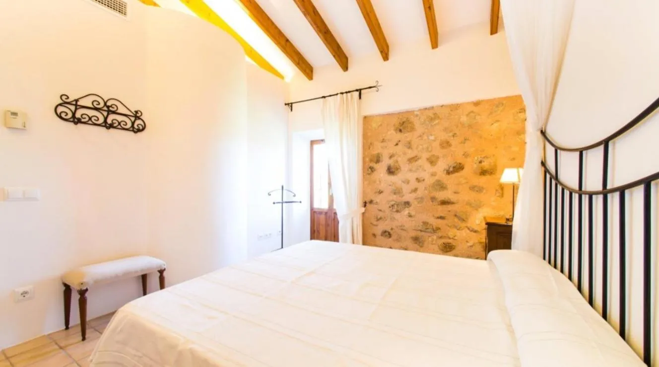 Bed in Finca Hotel Ses Cases Noves