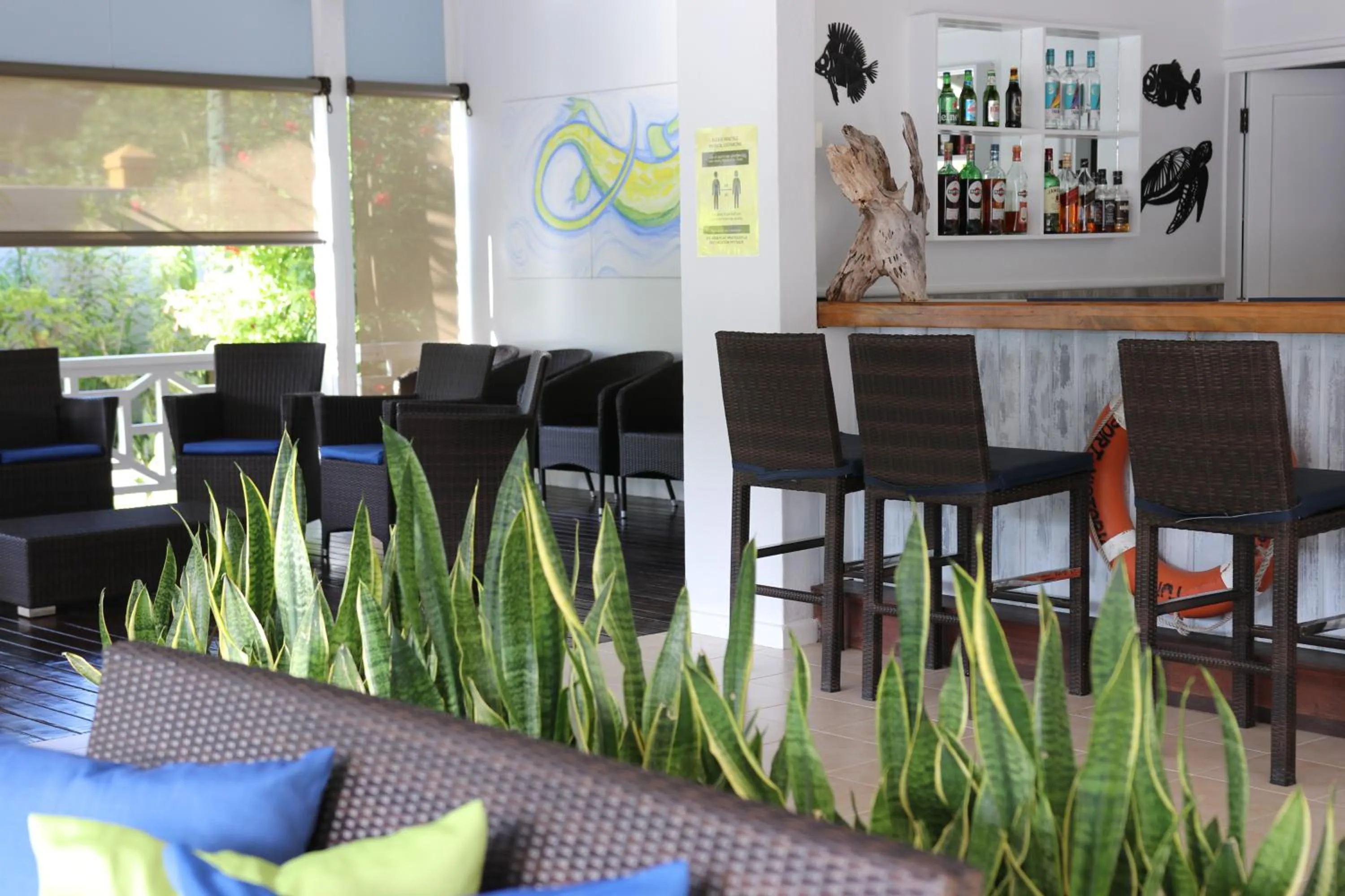 Lounge or bar in Hotel La Roussette