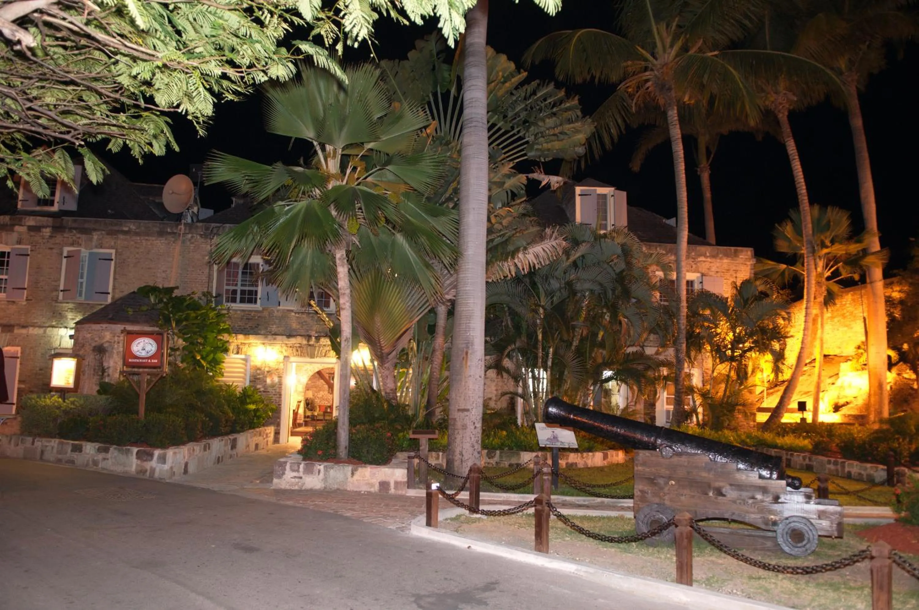 Property building in Copper and Lumber Store Hotel