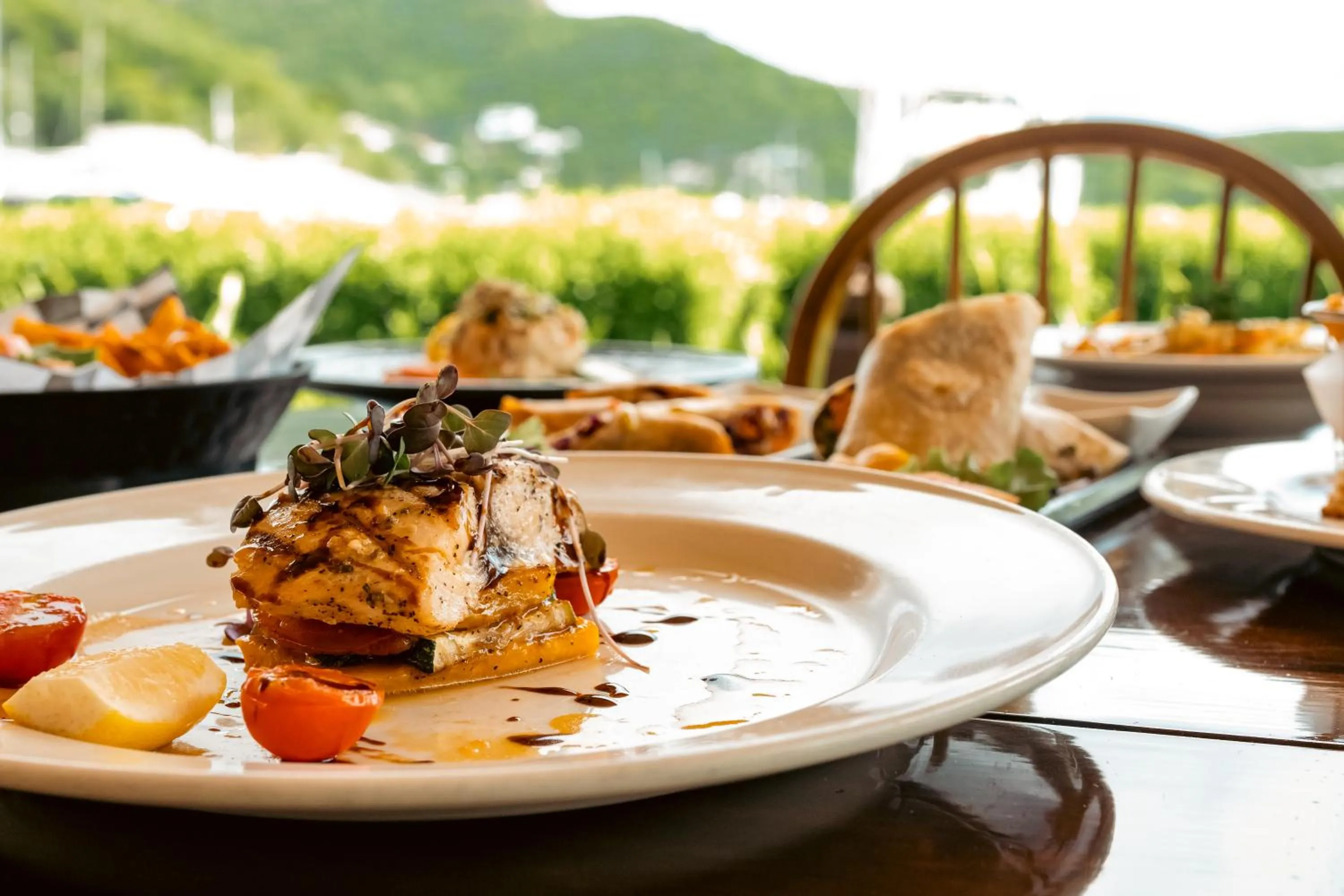 Restaurant/places to eat in Copper and Lumber Store Hotel